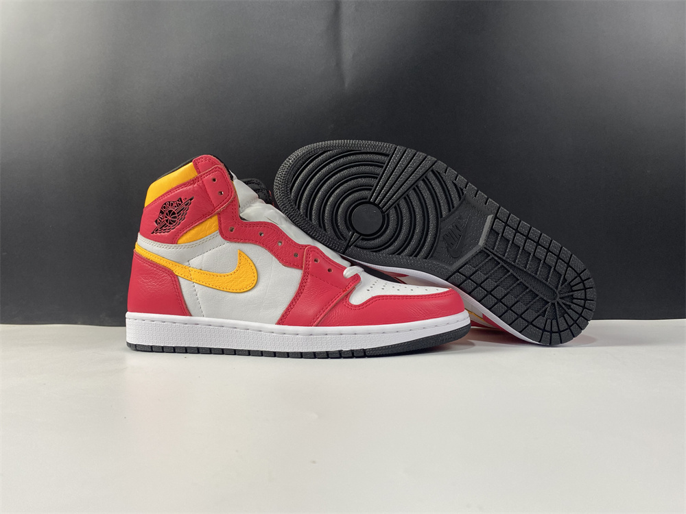 Air Jordan 1 “Light Fusion Red” 555088-603