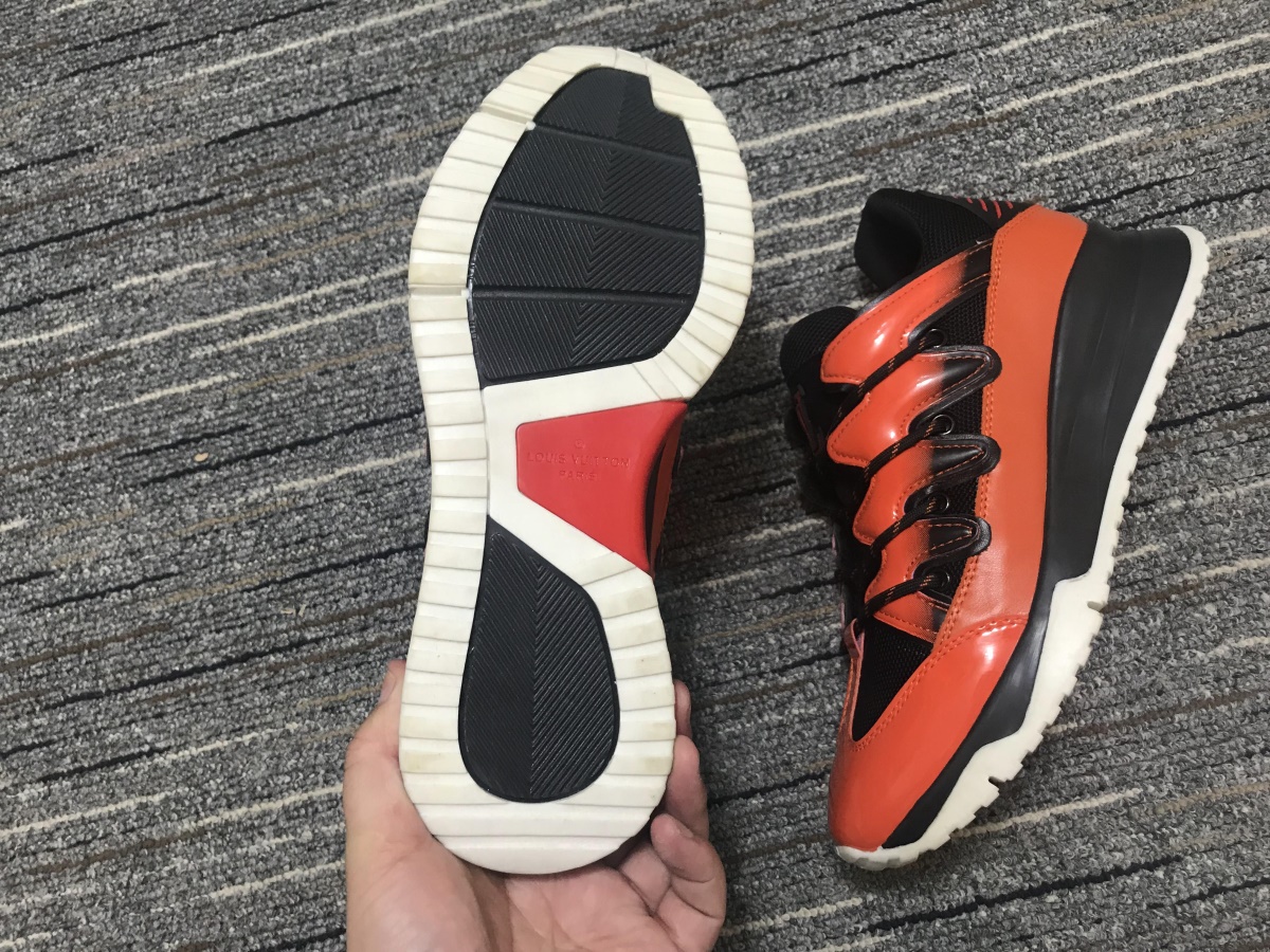 Men L*ouis V*uitton Run Away Top Sneaker