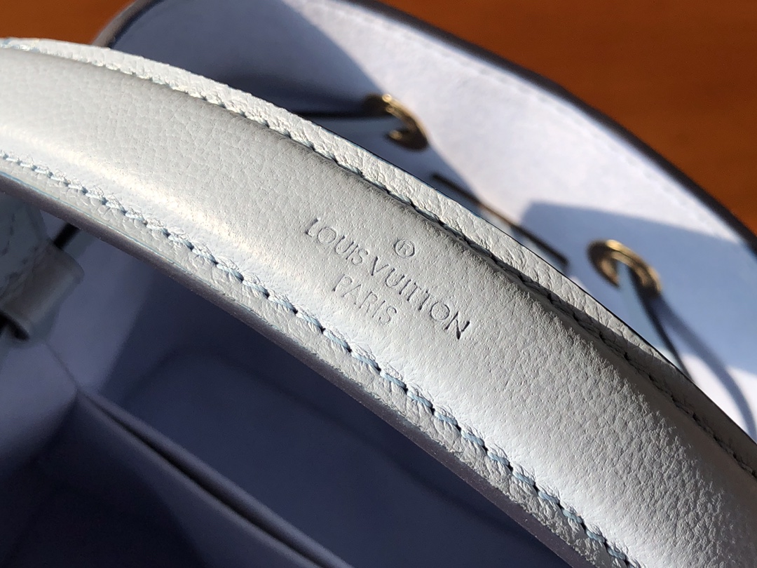 L*ouis V*uitton Bag Top Quality 20 x 20 x 13cm