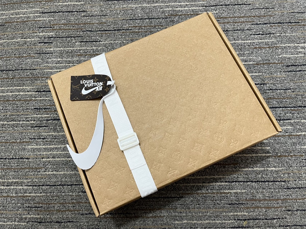 from O*ff-W*hite x Nike Air Force 1 x L*V Low