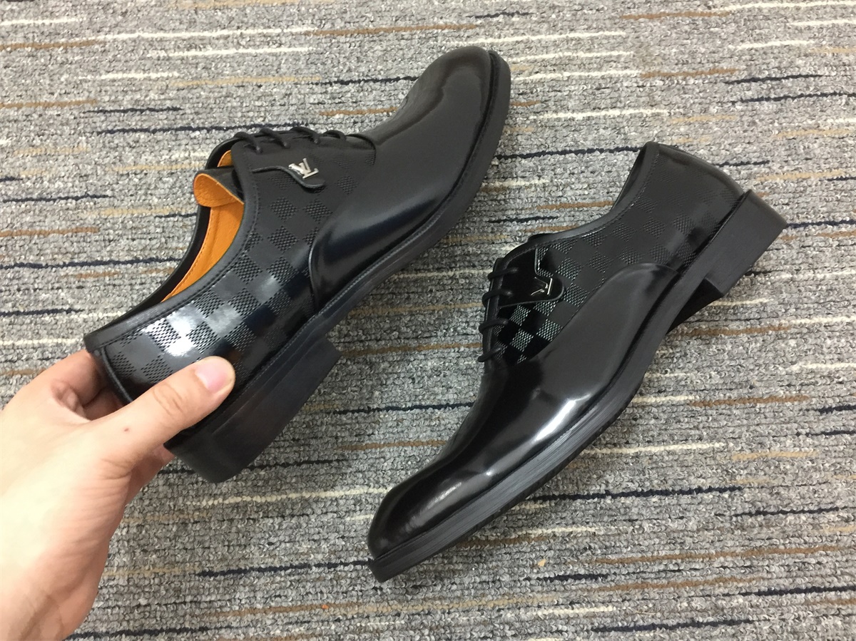 Men L*ouis V*uitton Top Sneaker