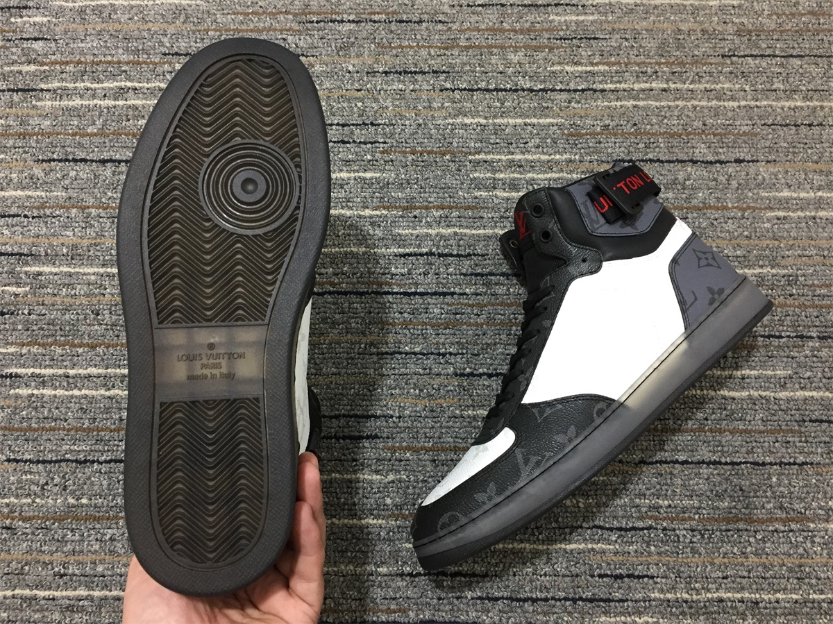 Men L*ouis V*uitton Rivoli Top Sneaker