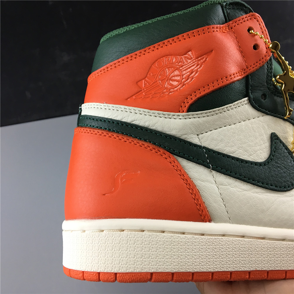 SolyFly x Air Jordan 1 AV3905-138