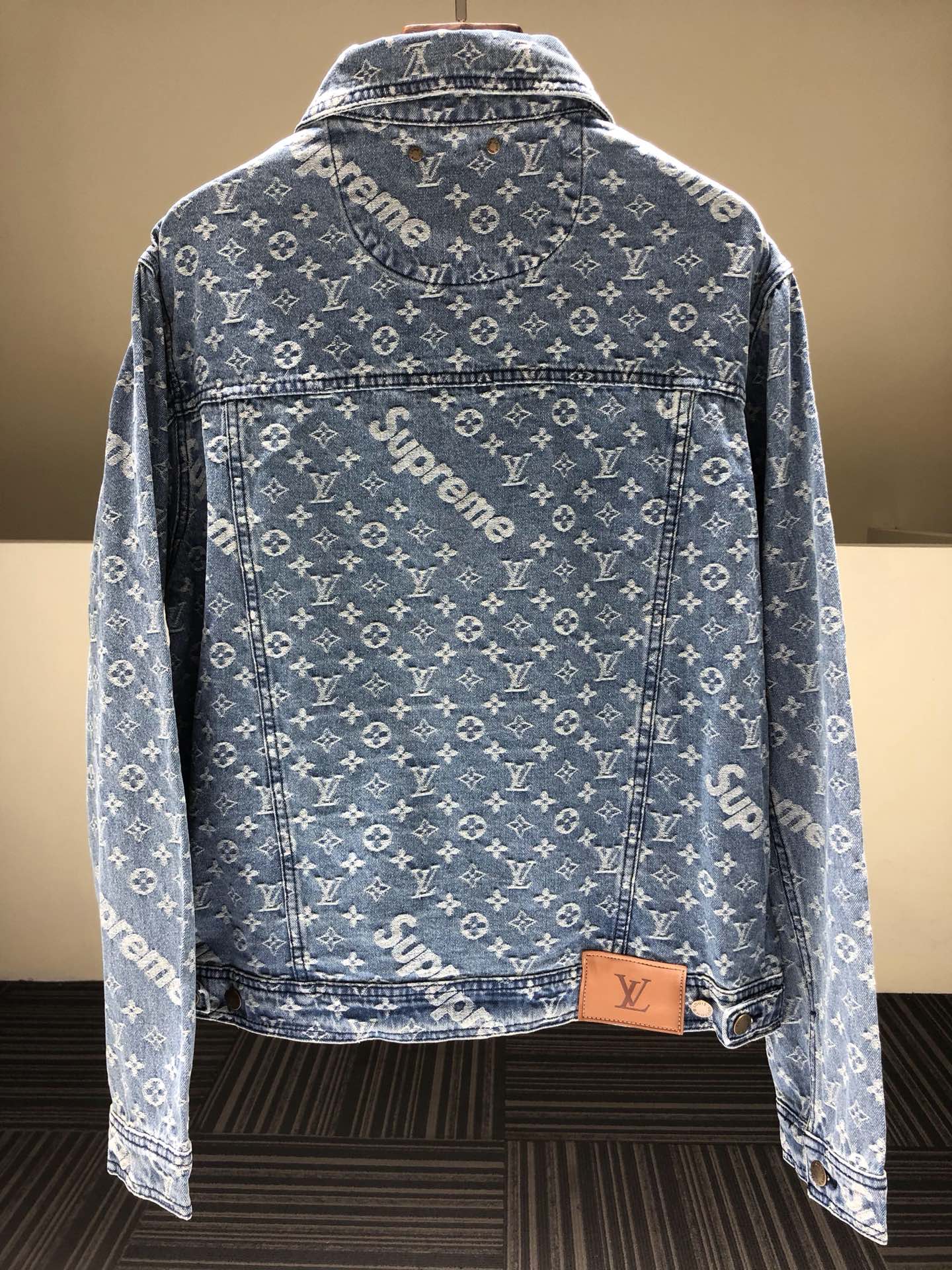 Men Jacket/Sweater Top Quality12