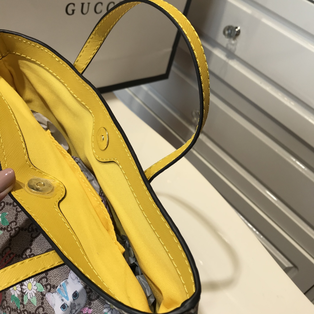 Kids Top Quality Bags 30*21*20*10 CM