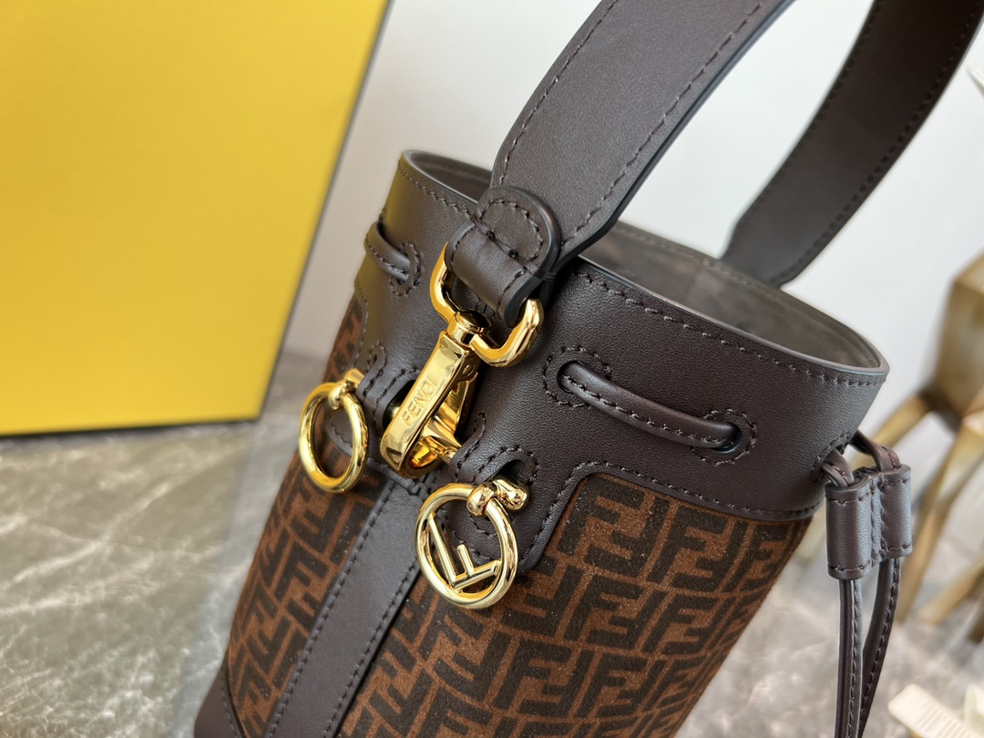 F*endi Bag Top Quality 12*10*18CM