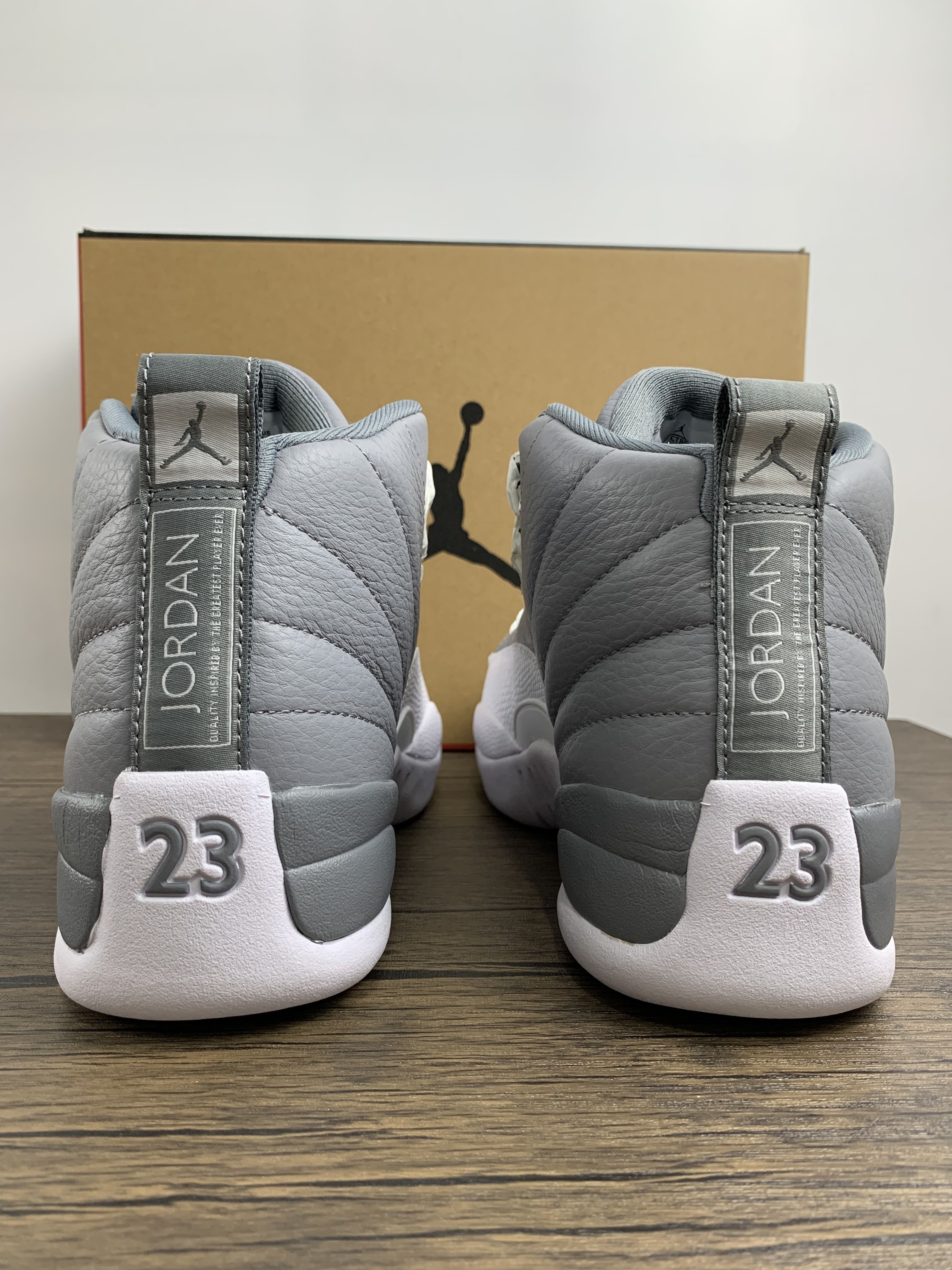 Air Jordan AJ12 Royalty CT8013-170