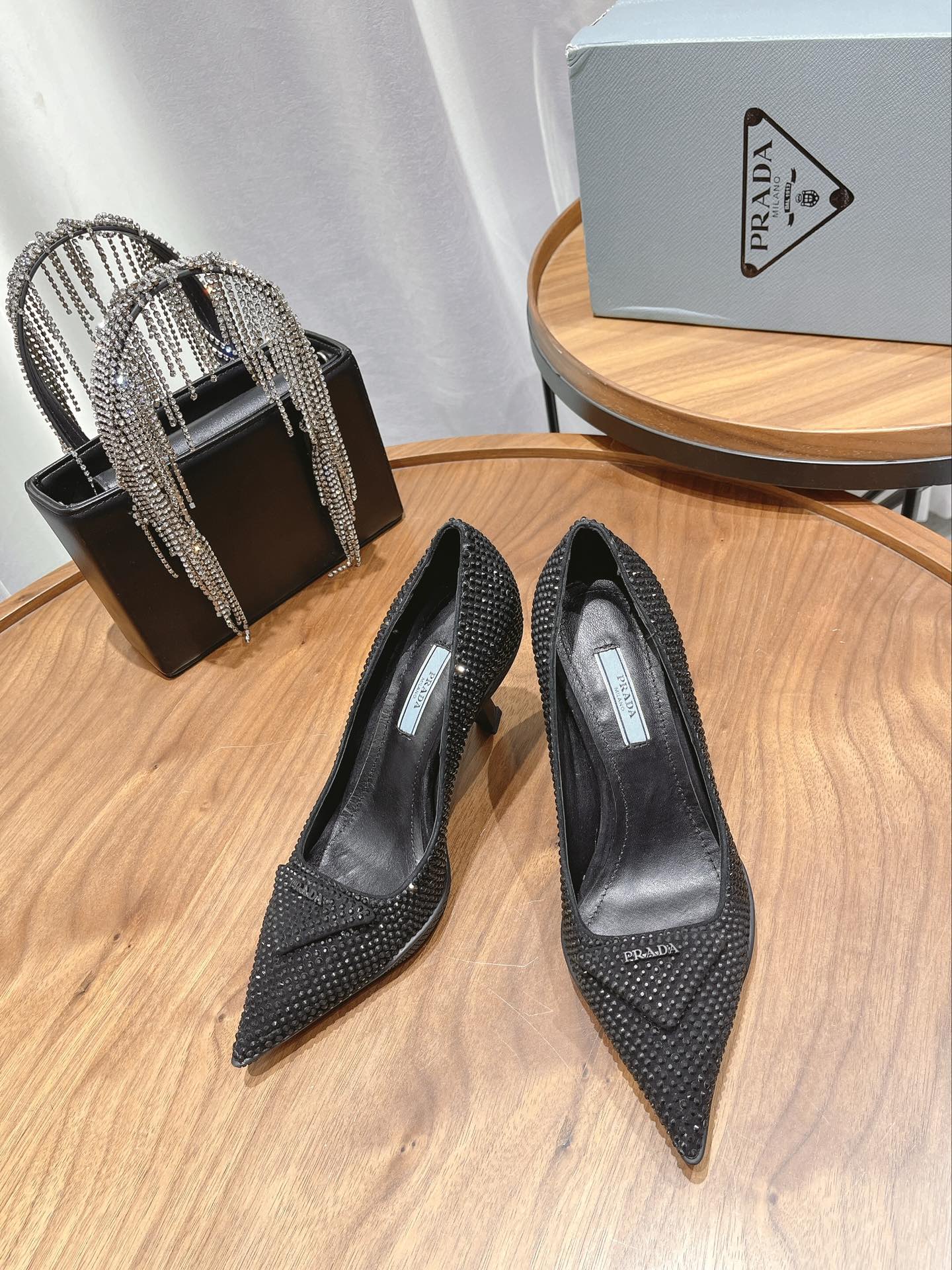 Women P*rada Top Quality Sandals