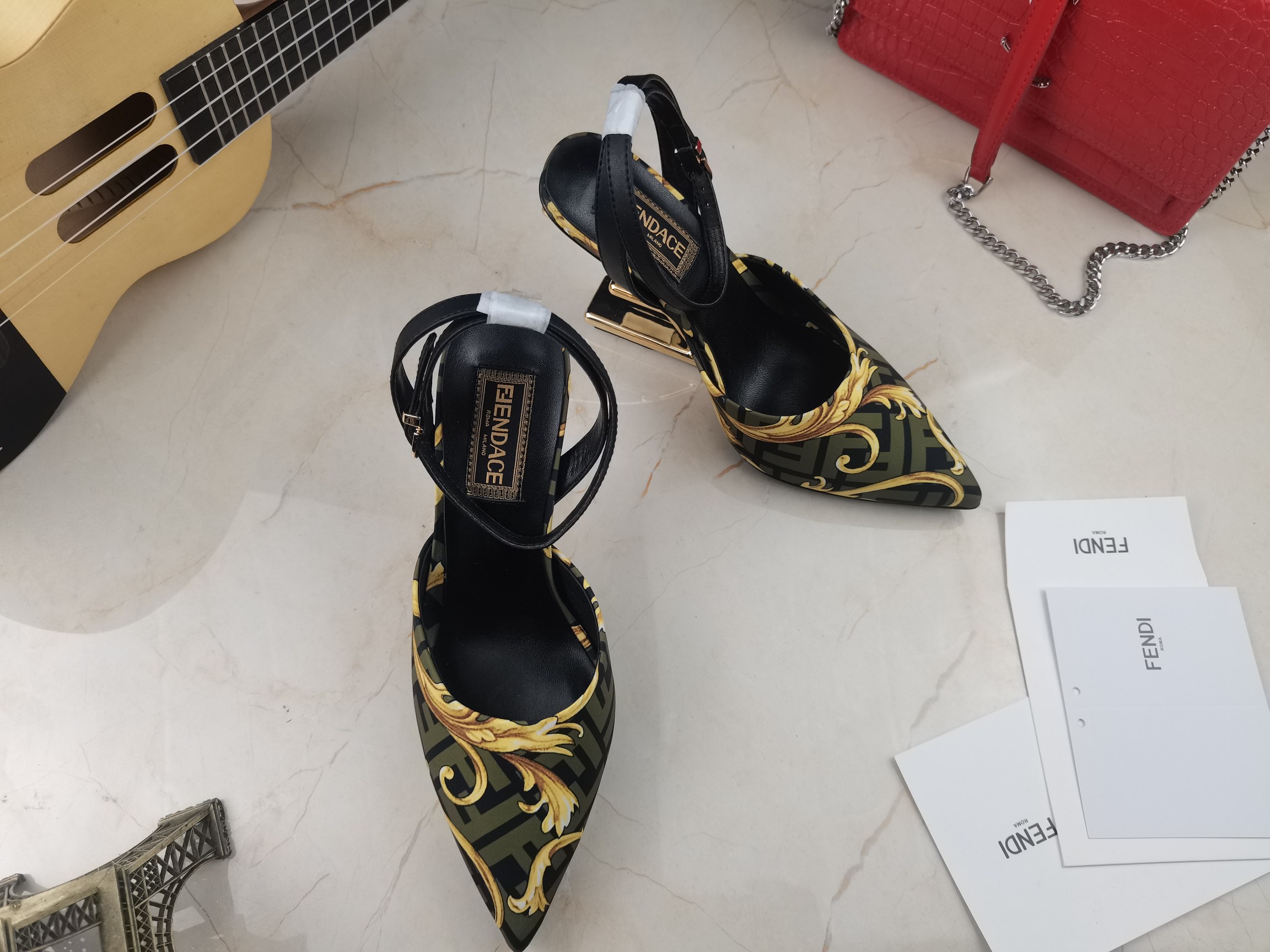 Women F*endi Top Quality Sandals