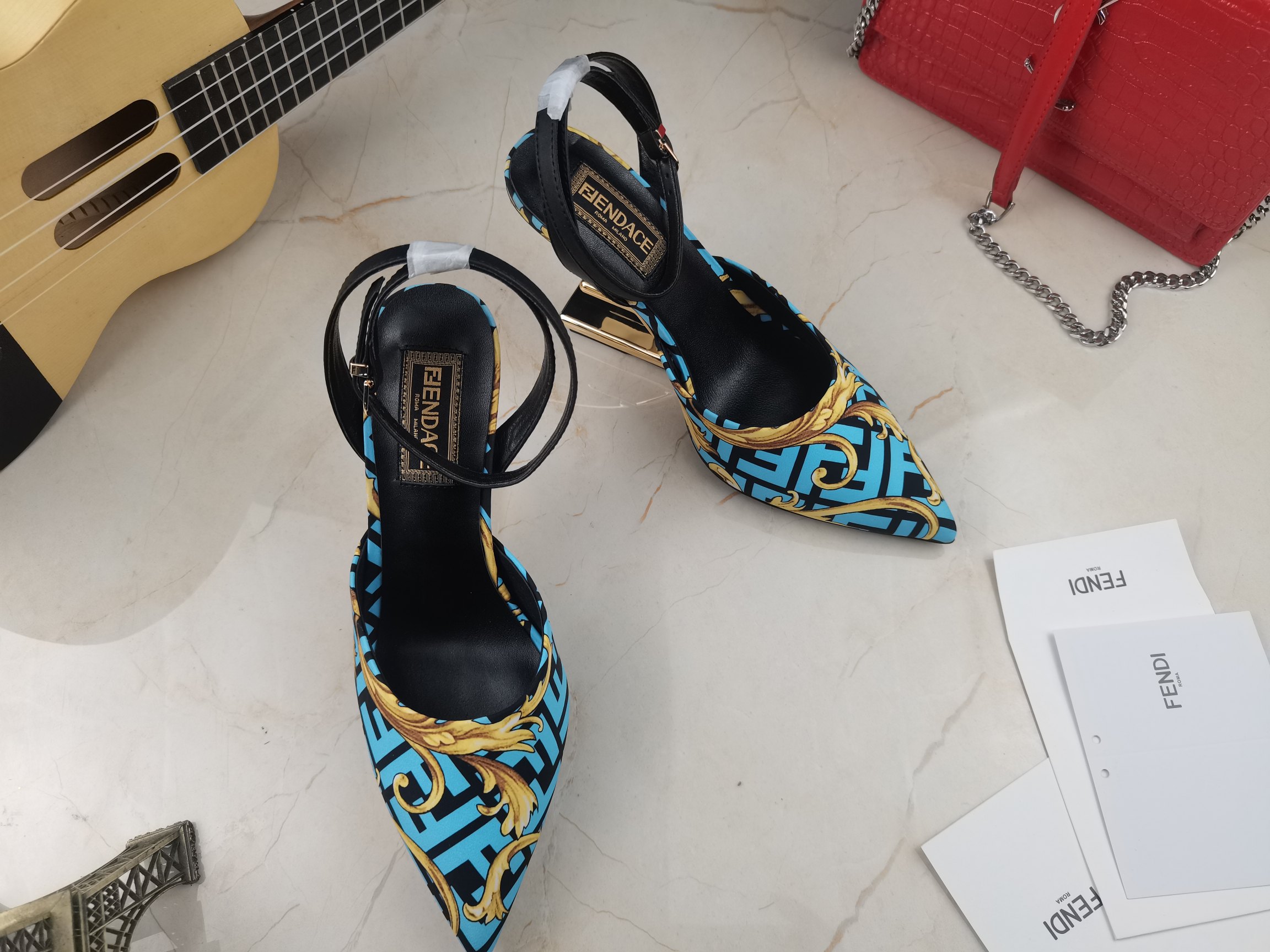 Women F*endi Top Quality Sandals