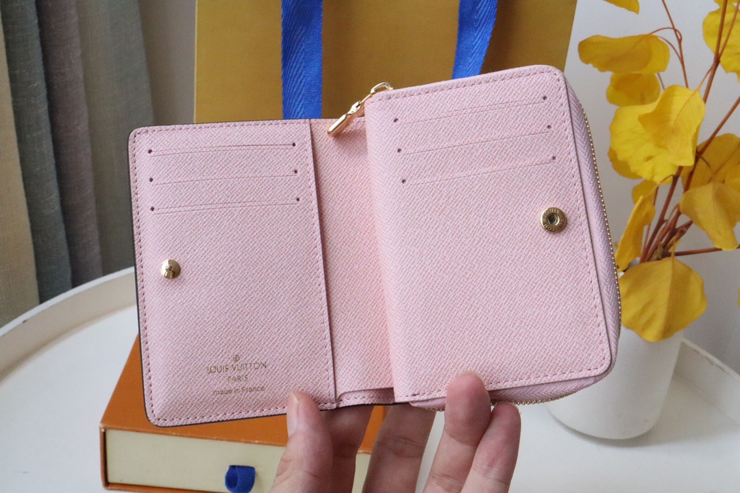 L*ouis V*uitton Bag Top Quality 11.5*8.5*2.2CM