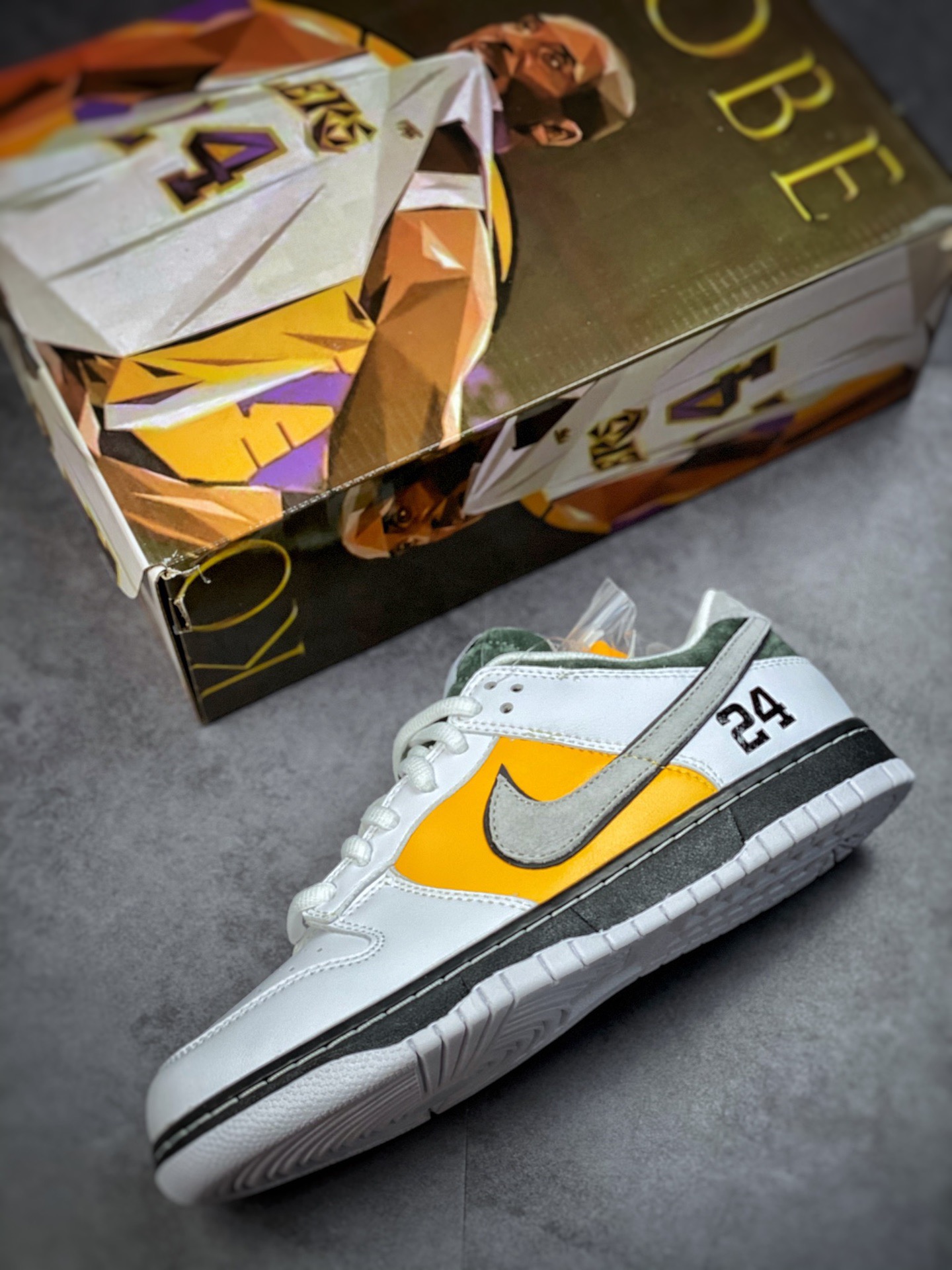 from Nike Dunk SB LOW