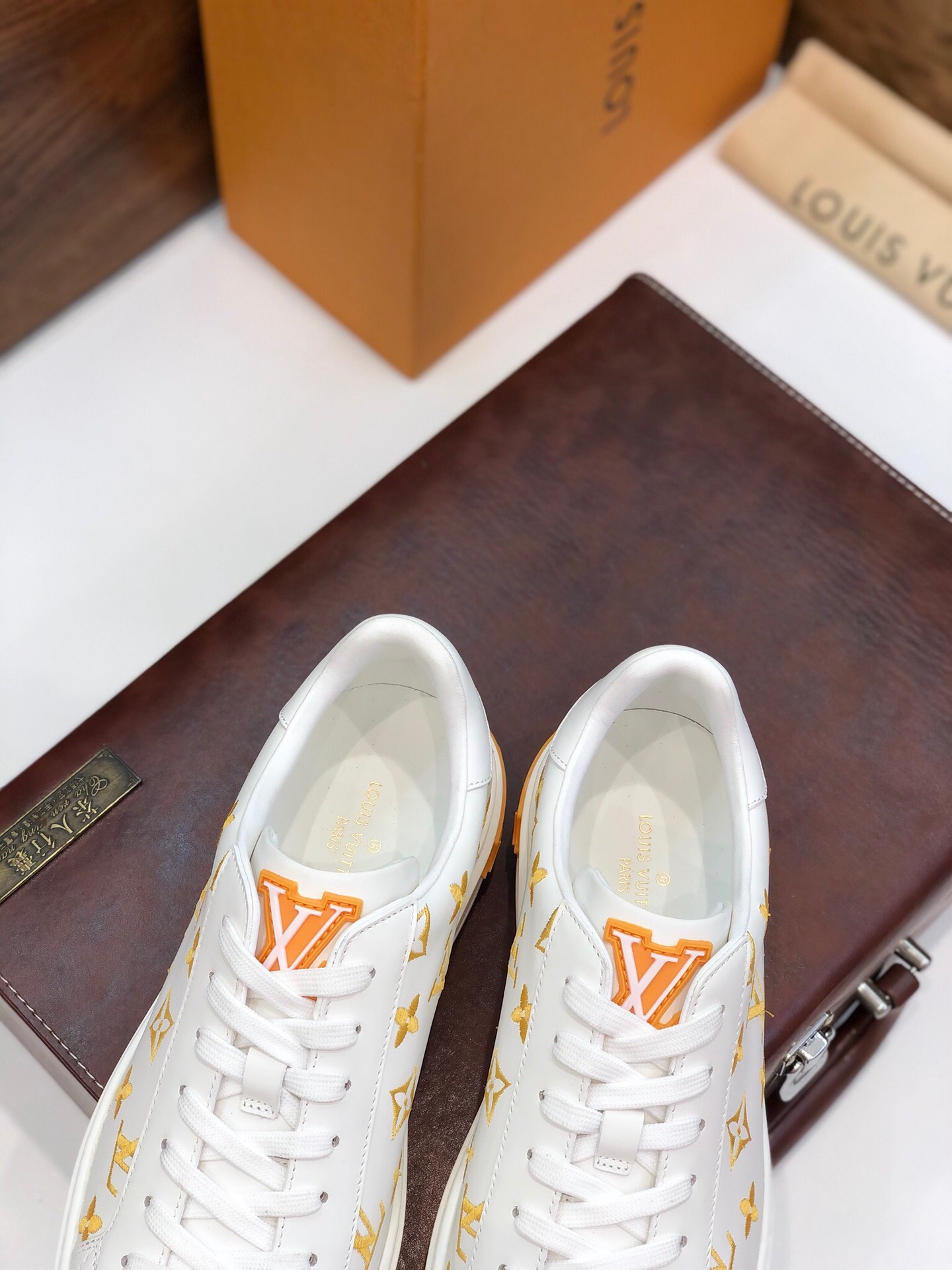 Women L*ouis V*uitton Top Sneakers