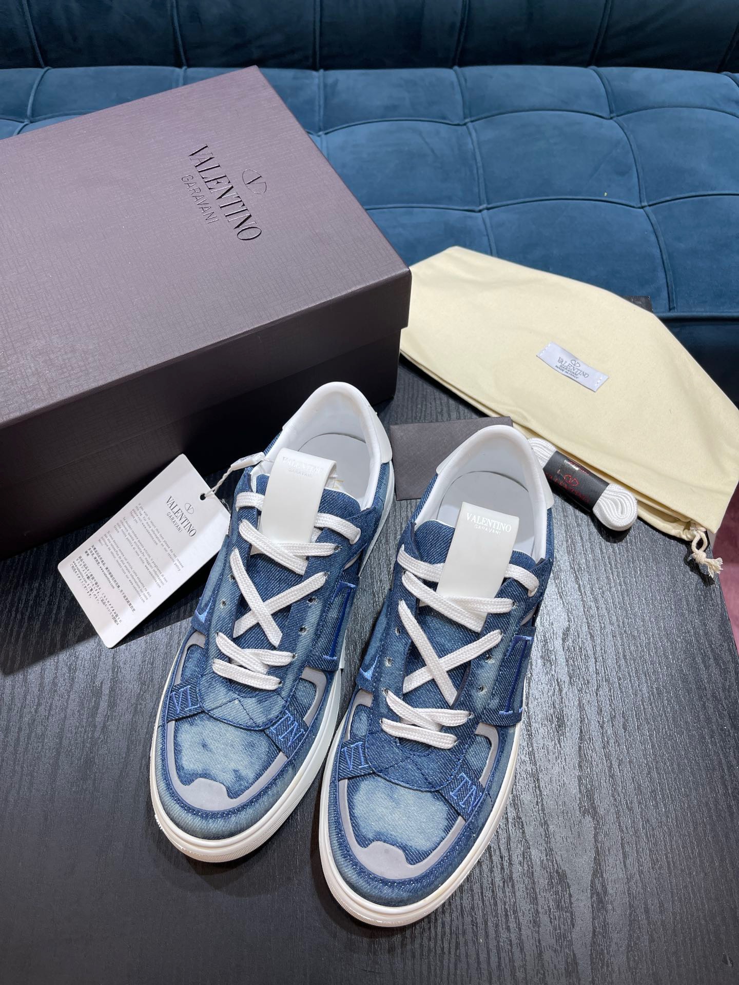 Women Men V*alentino Top Sneakers