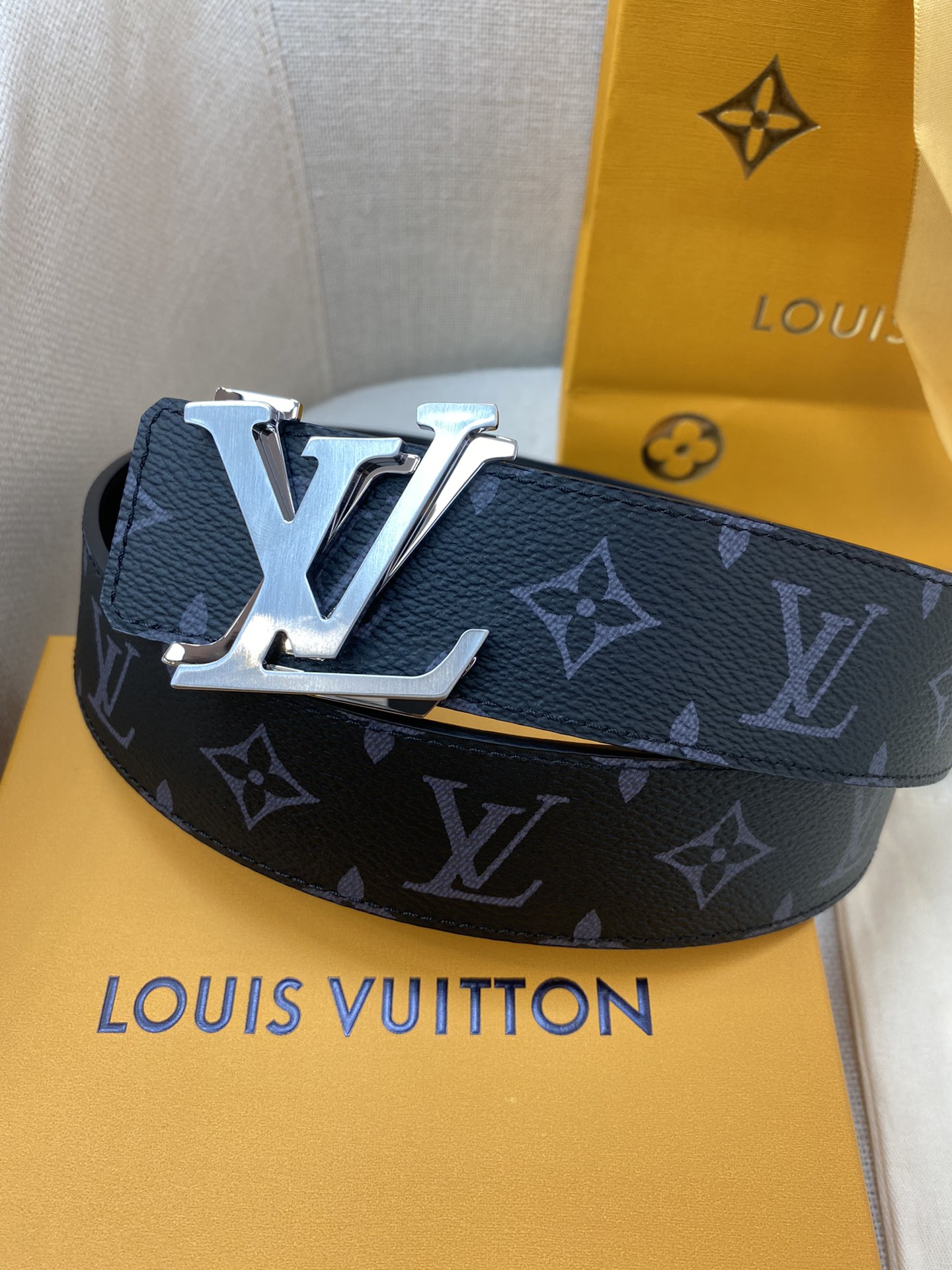 L*ouis V*uitton Belts Top Quality 40MM