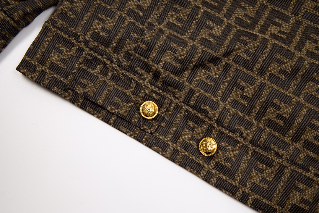 Men Jacket/Sweater Top Quality