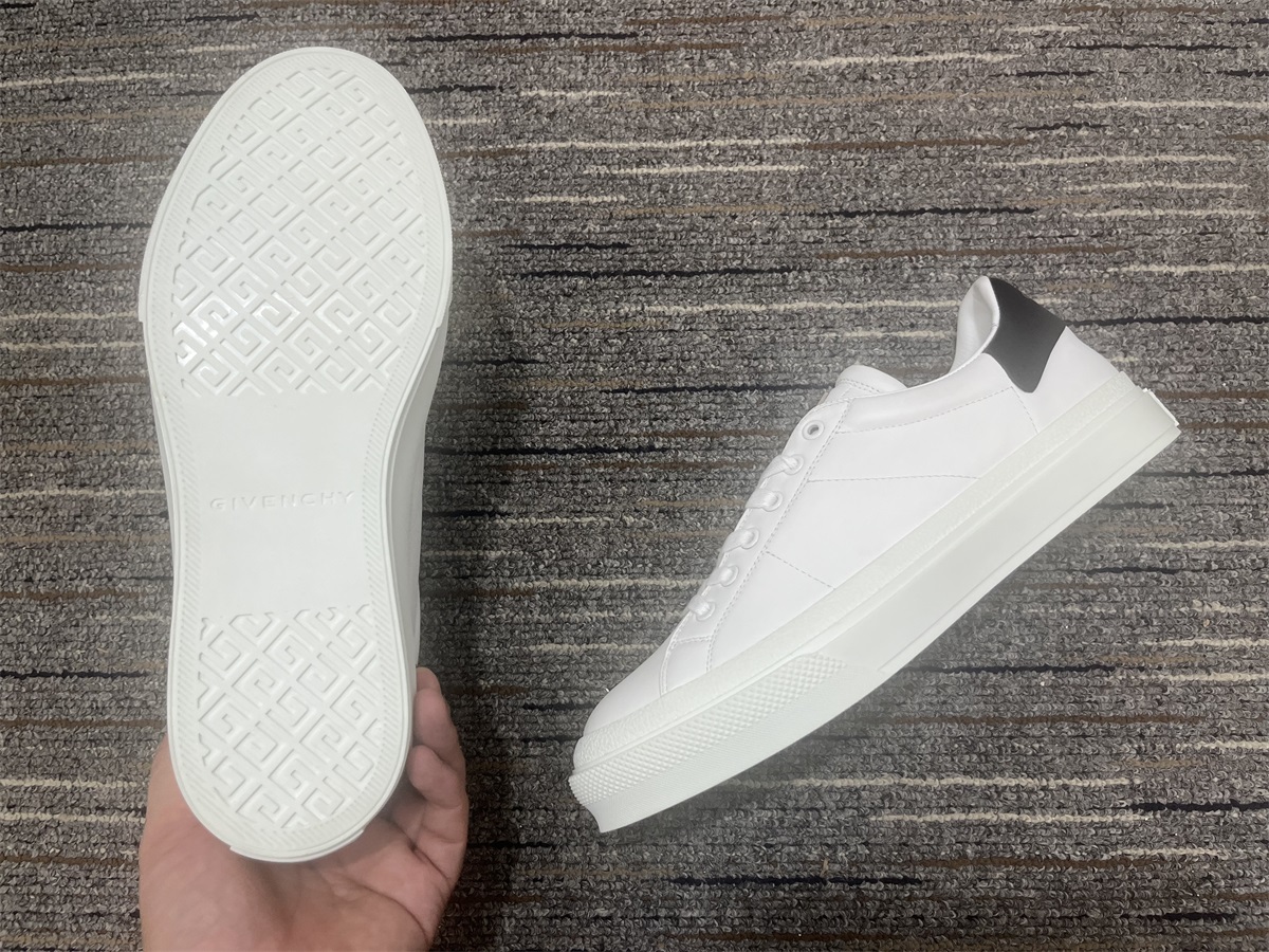 Men Women G*venchy Top Quality Sneakers