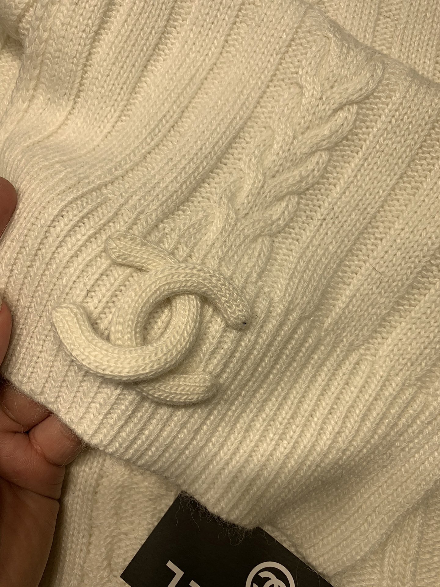 Women Men Hat+Gloves+The scarf C*hanel