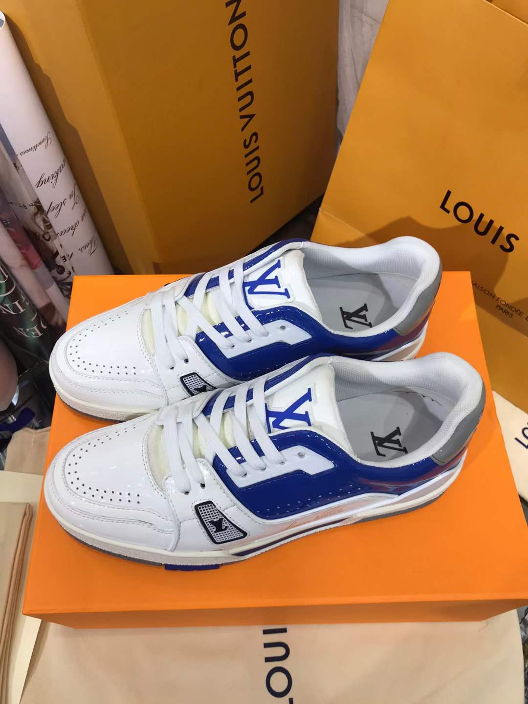 Men Women L*ouis V*uitton Sneakers Maikesneakers