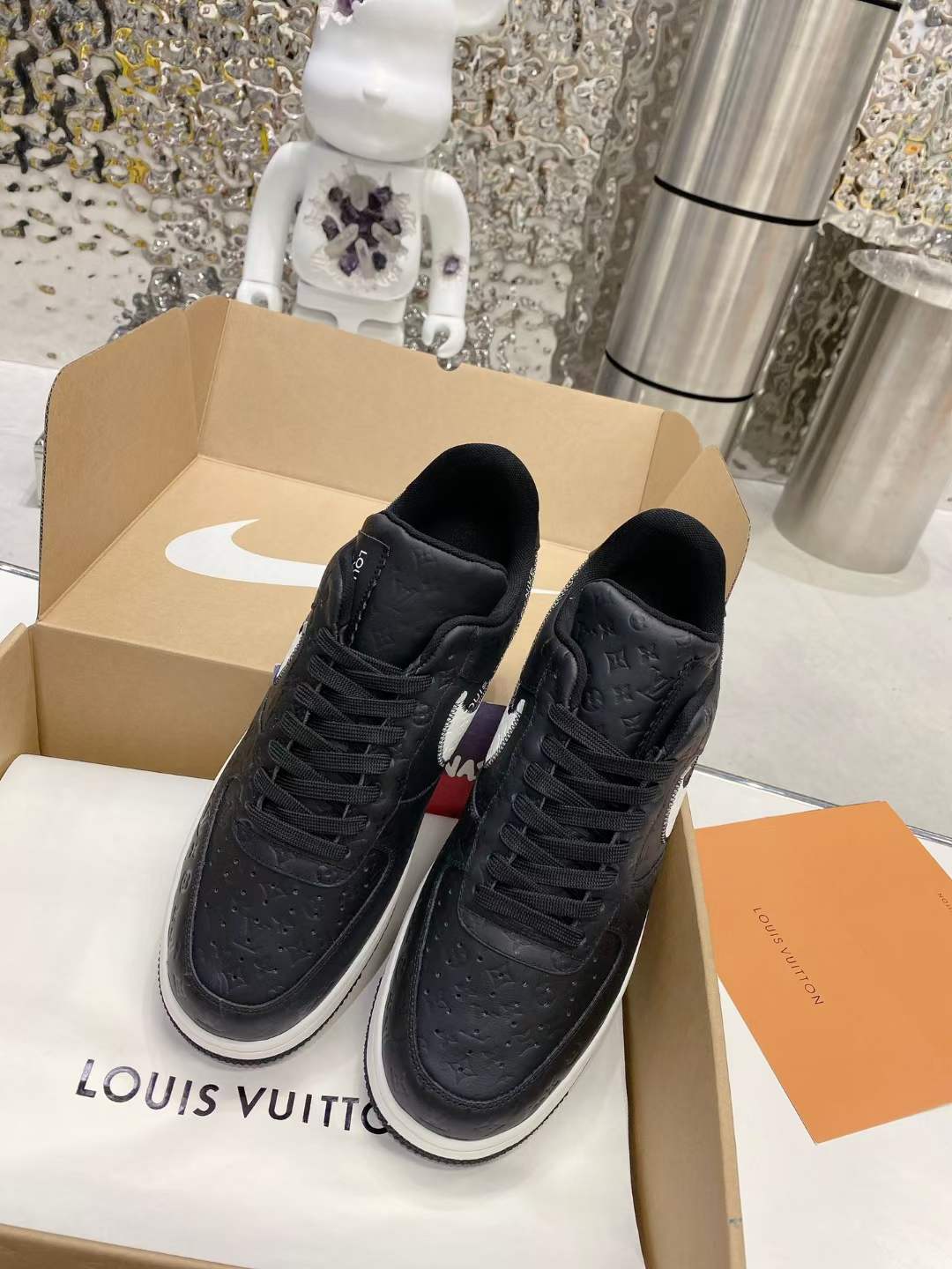 from Men Women L*ouis V*uitton x NIKE Air force1 22ss