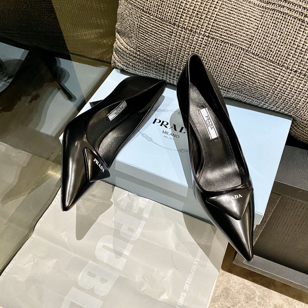 Women P*rada high heels Maikesneakers