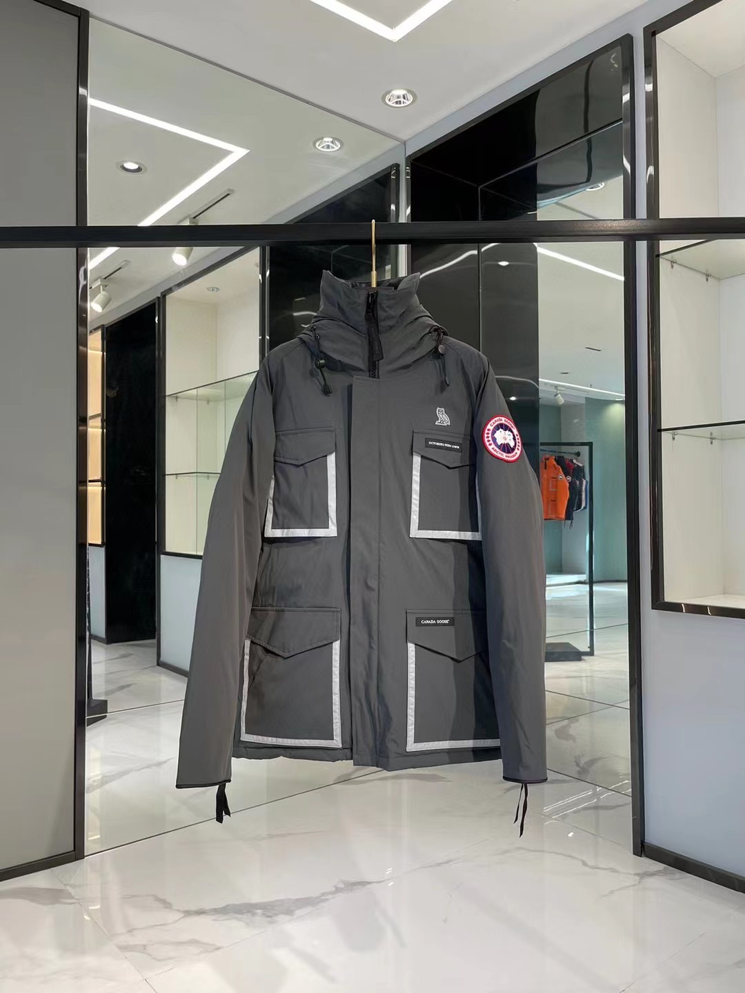 Men Women Down jacket Maikesneakers