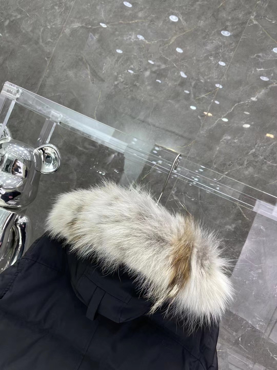 Men Women Down jacket Maikesneakers