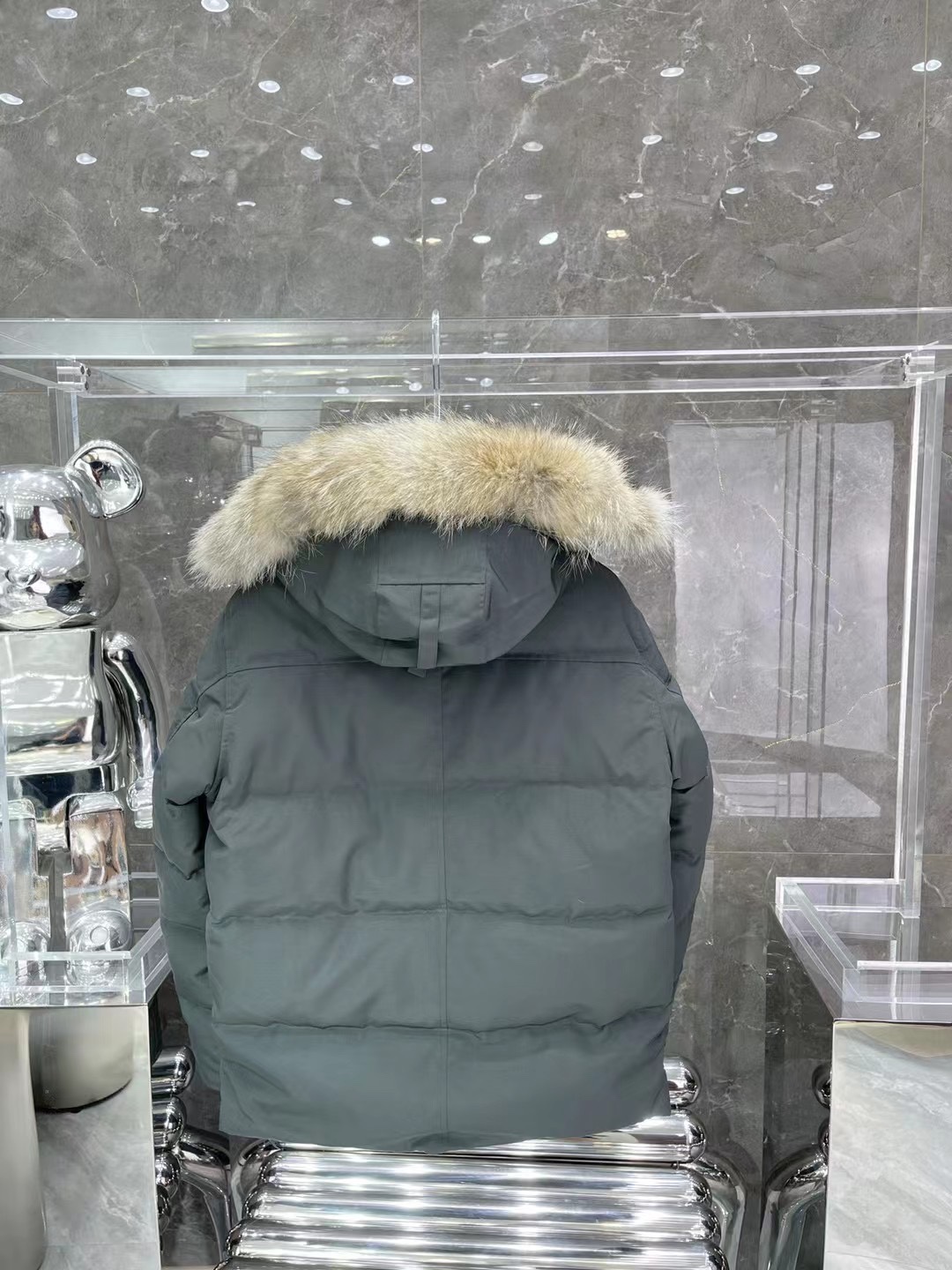 Men Women Down jacket Maikesneakers