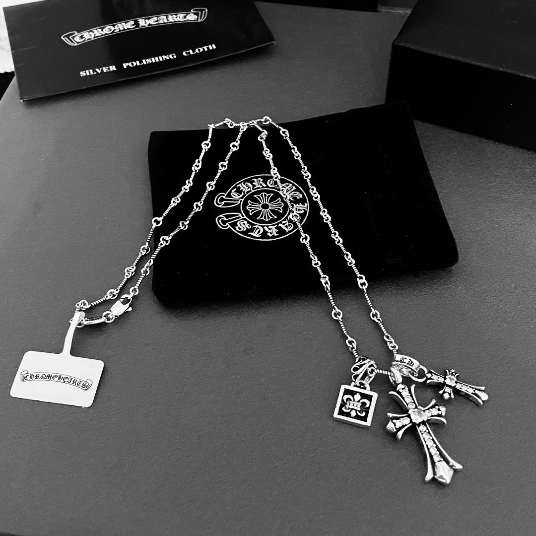 Necklace C*hrome H*earts