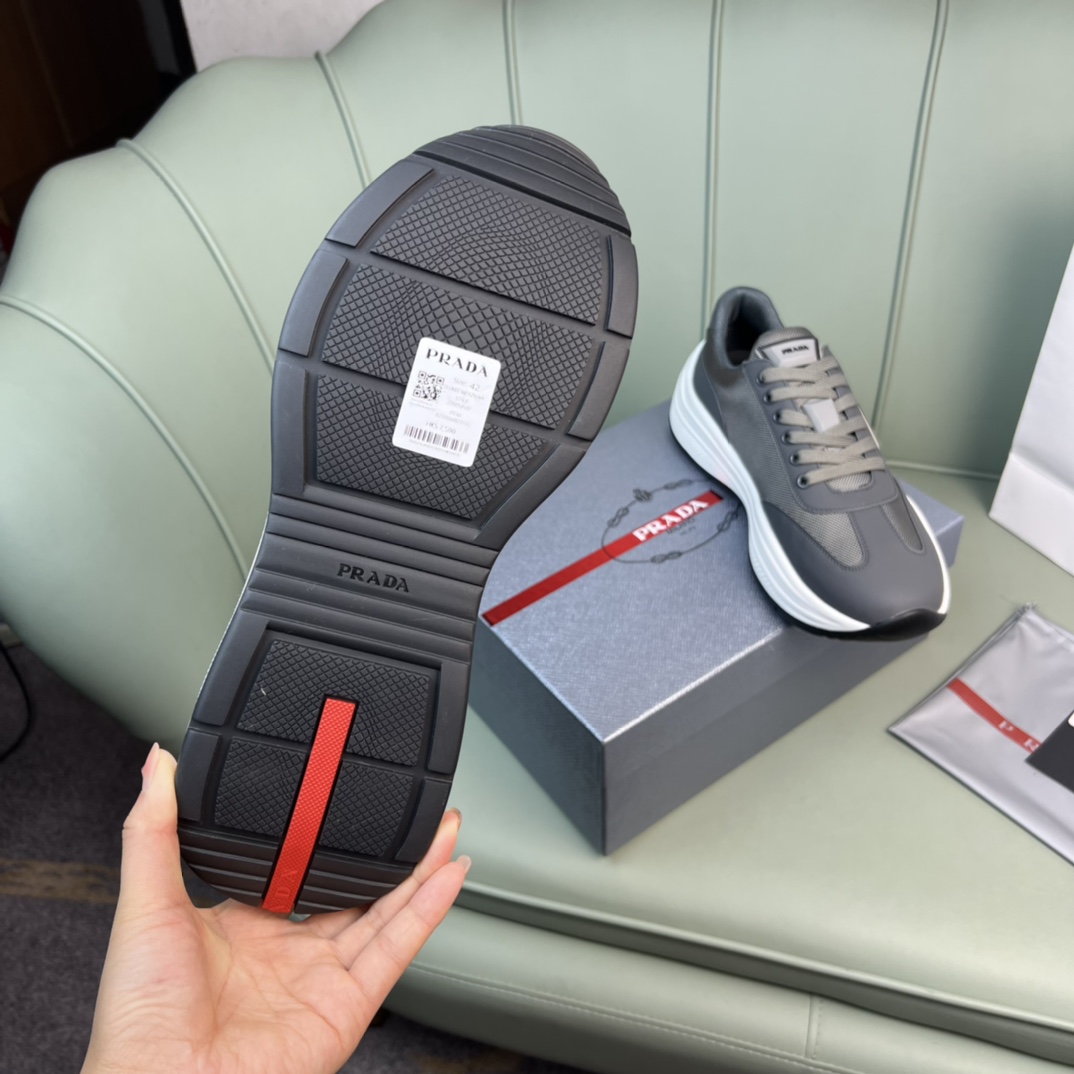 Men P*rada Top Sneaker （ ）