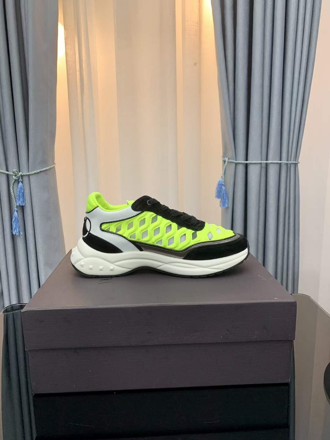 Women Men V*alentino Sneakers Maikesneakers