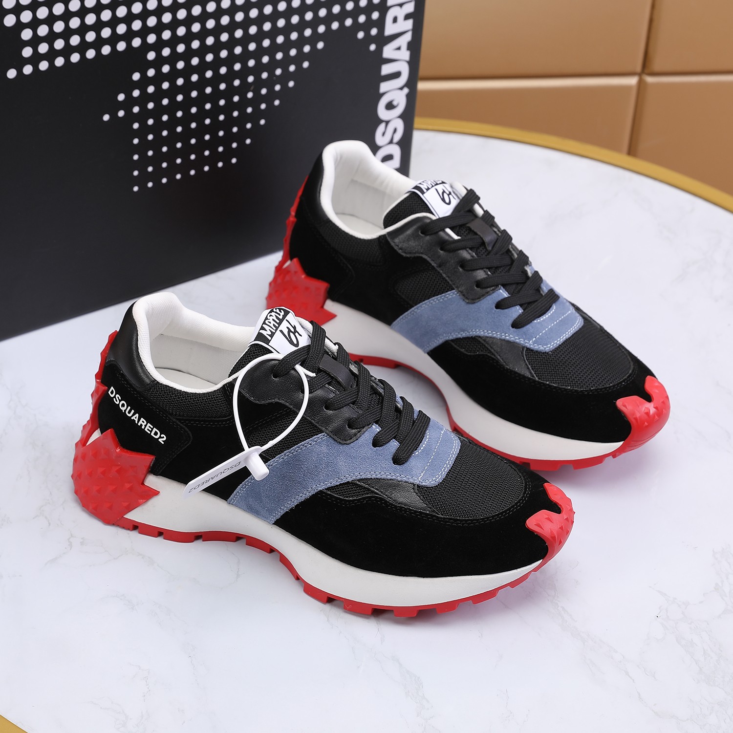 Men O*ff W*hite Top Sneakers