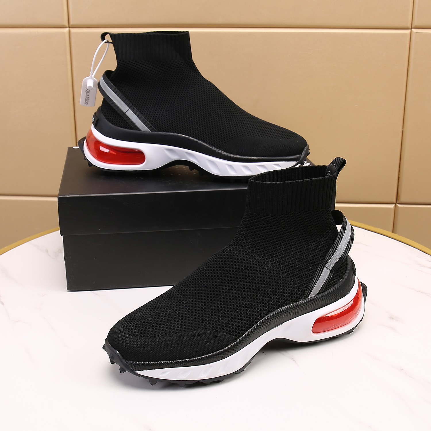 Men O*ff W*hite Top Sneakers