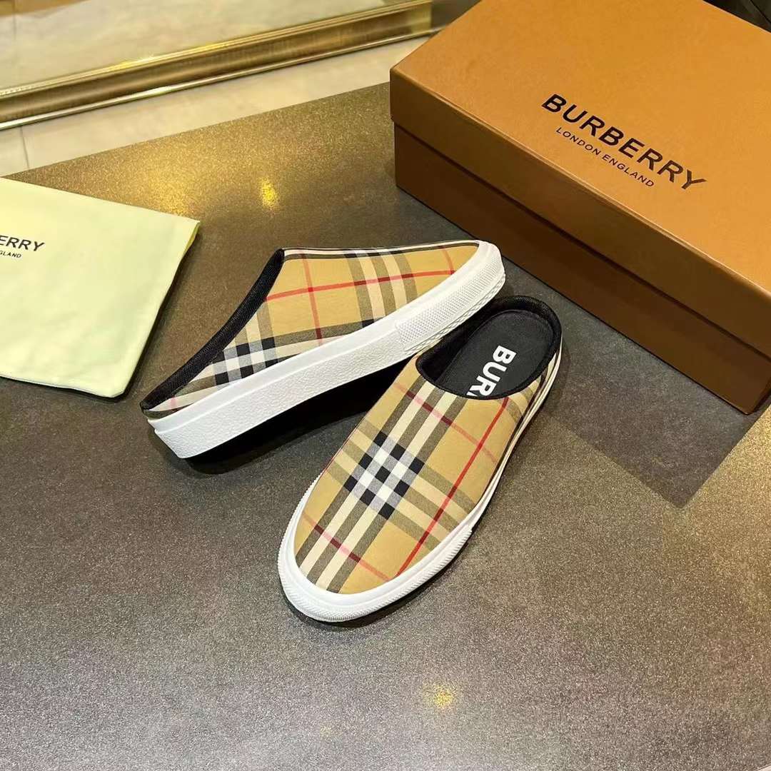 Men Women B*rberry Sneaker ()