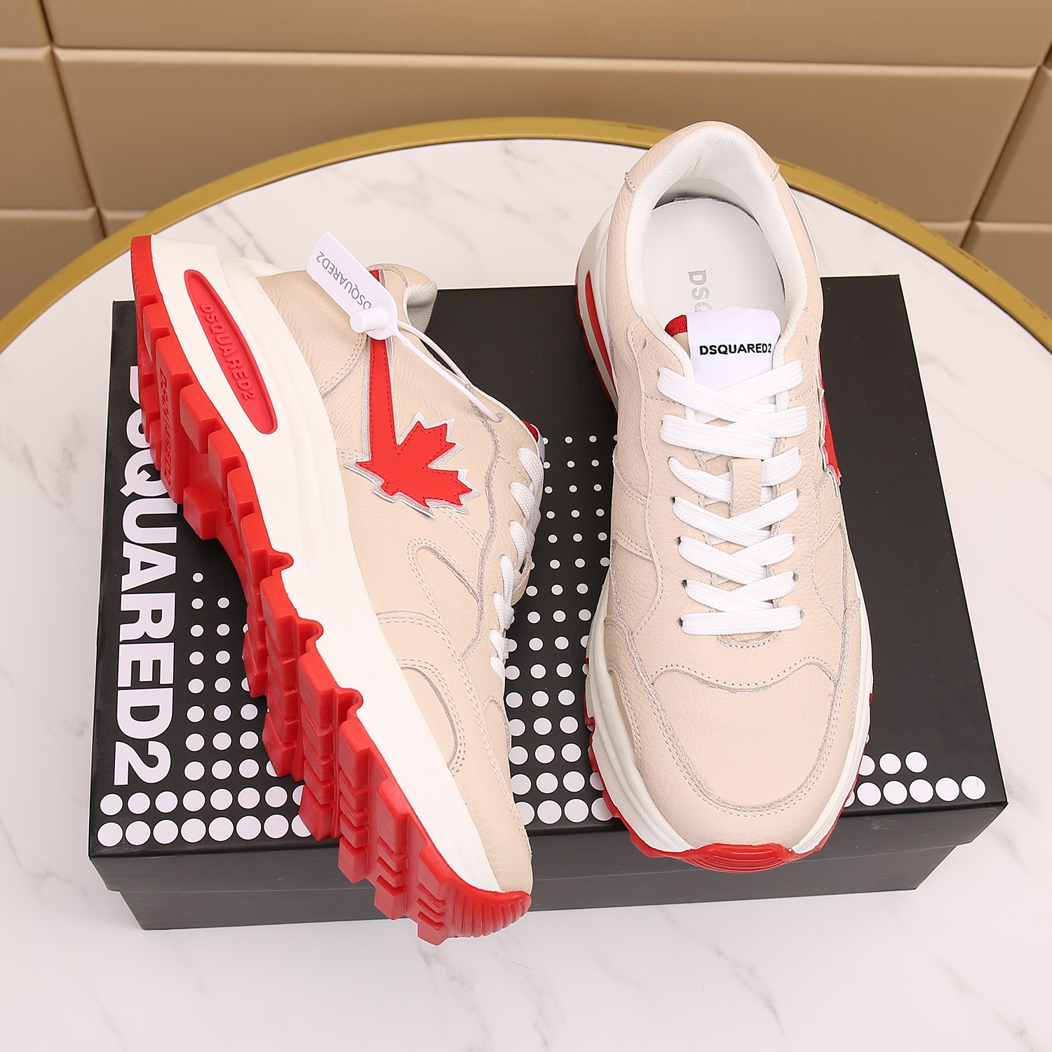 Men O*ff W*hite Top Sneakers