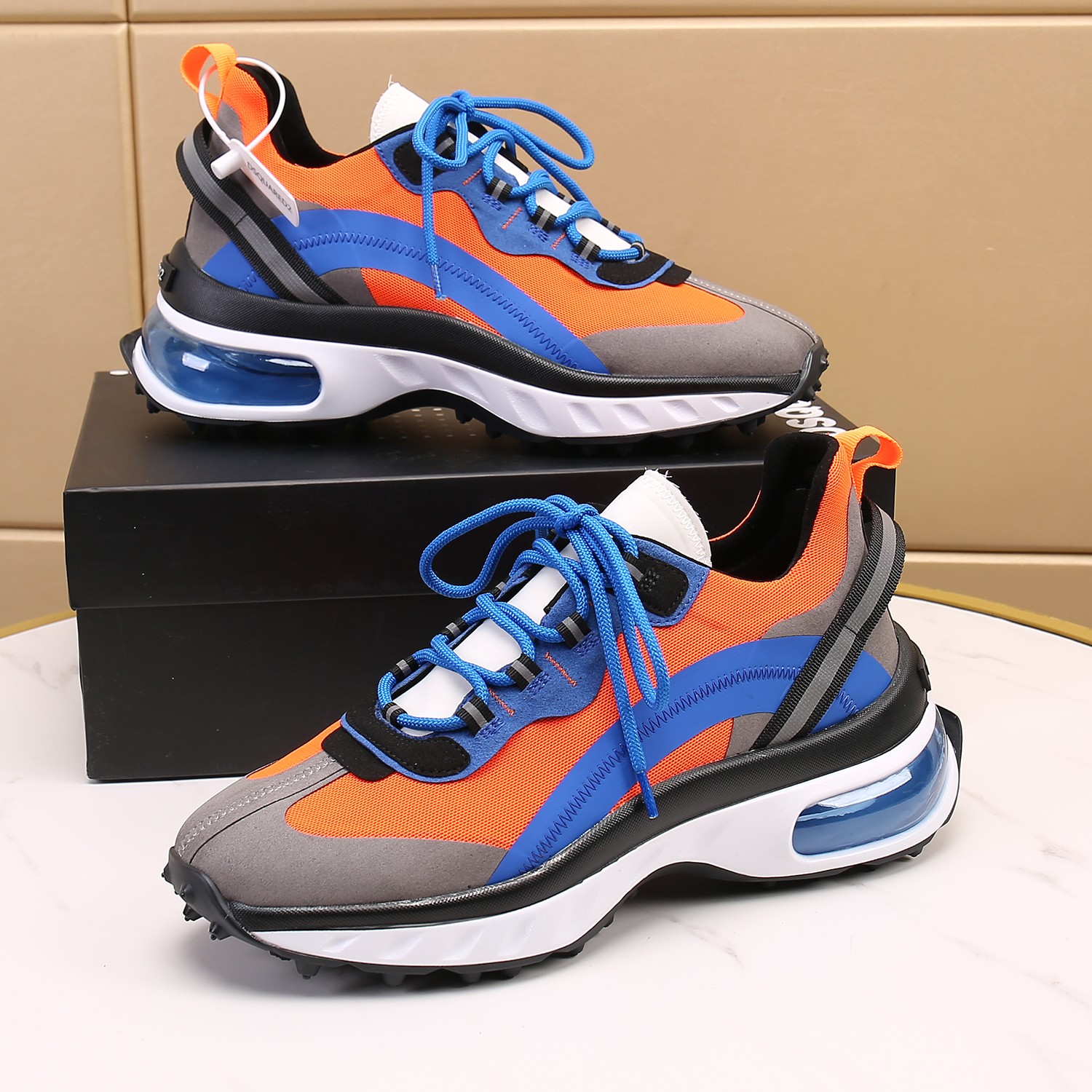 Men O*ff W*hite Top Sneakers