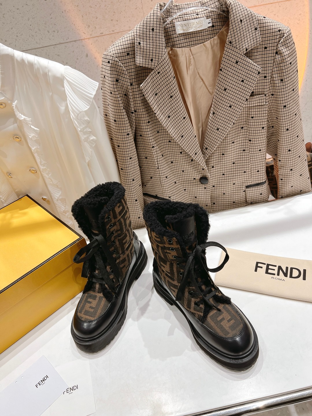 Women F*endi Top Boots Maikesneakers