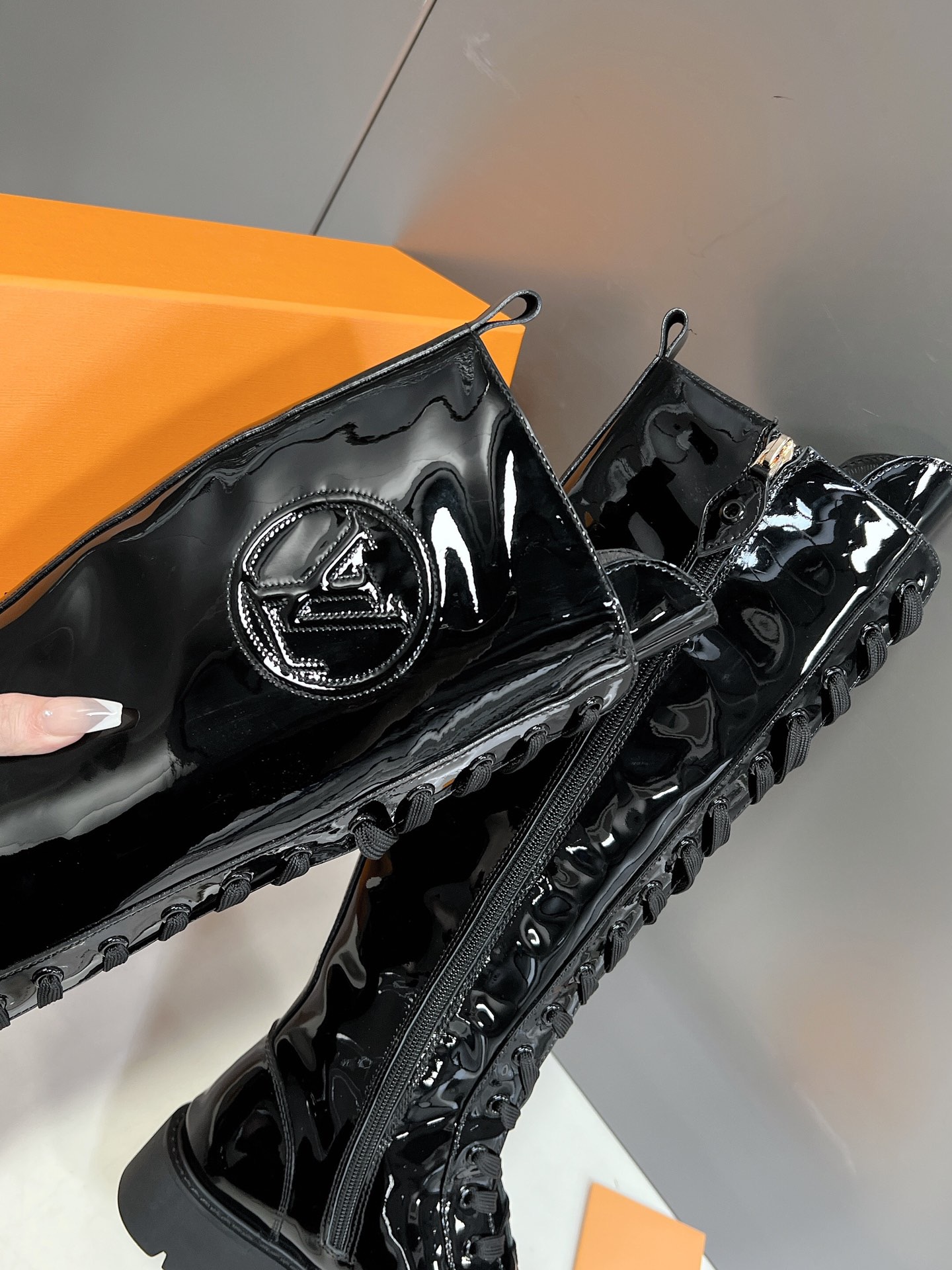 Women L*ouis V*uitton Top Boots Maikesneakers