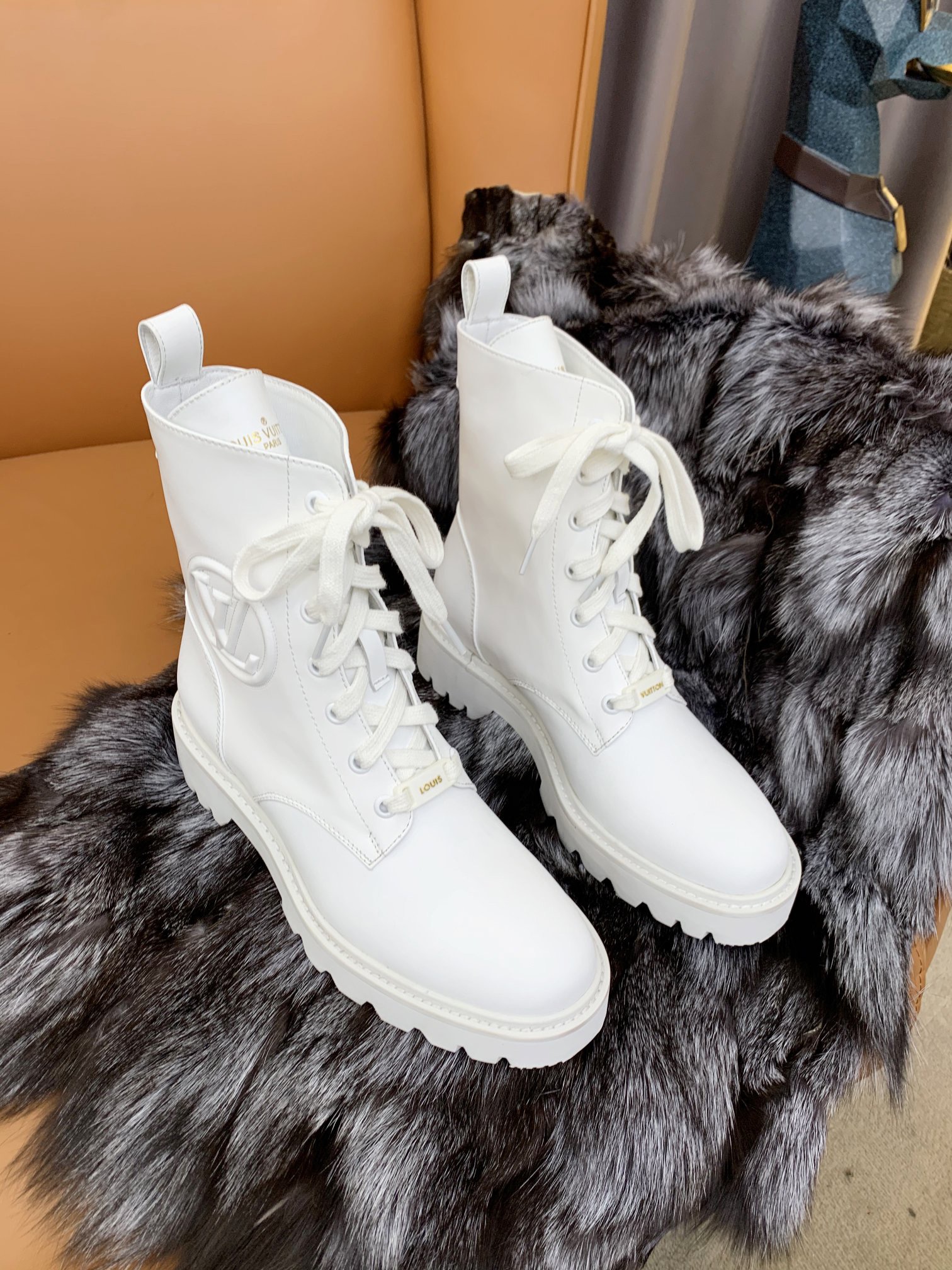 Women L*ouis V*uitton Top Boots Maikesneakers