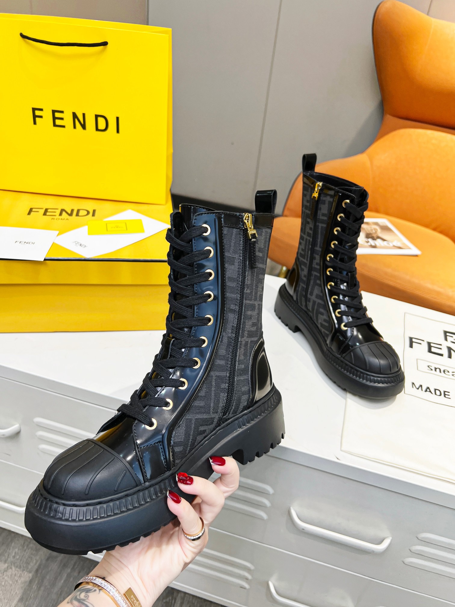 Women F*endi Top Boots Maikesneakers