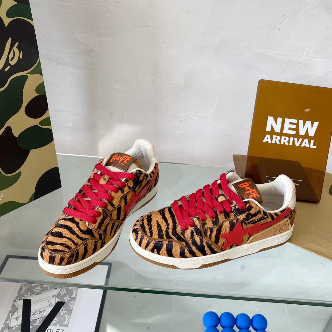 Women B*ape sta to low Top Sneaker