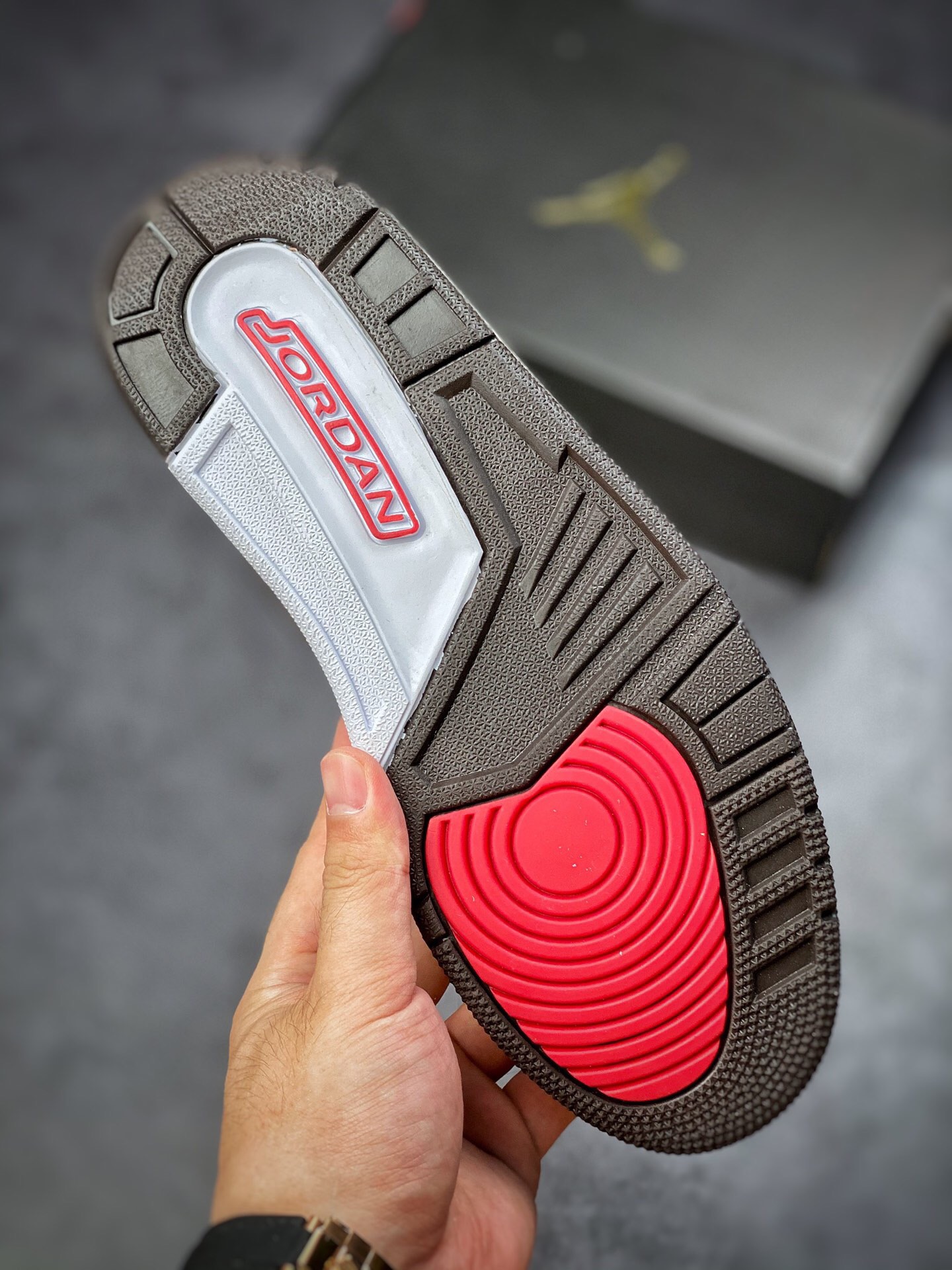 NIKE Air Jordan Legacy 312