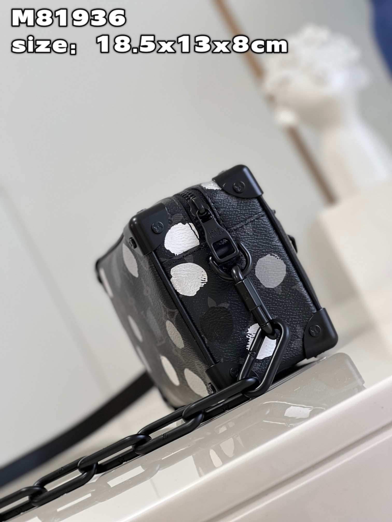 L*ouis V*uitton Top Bag