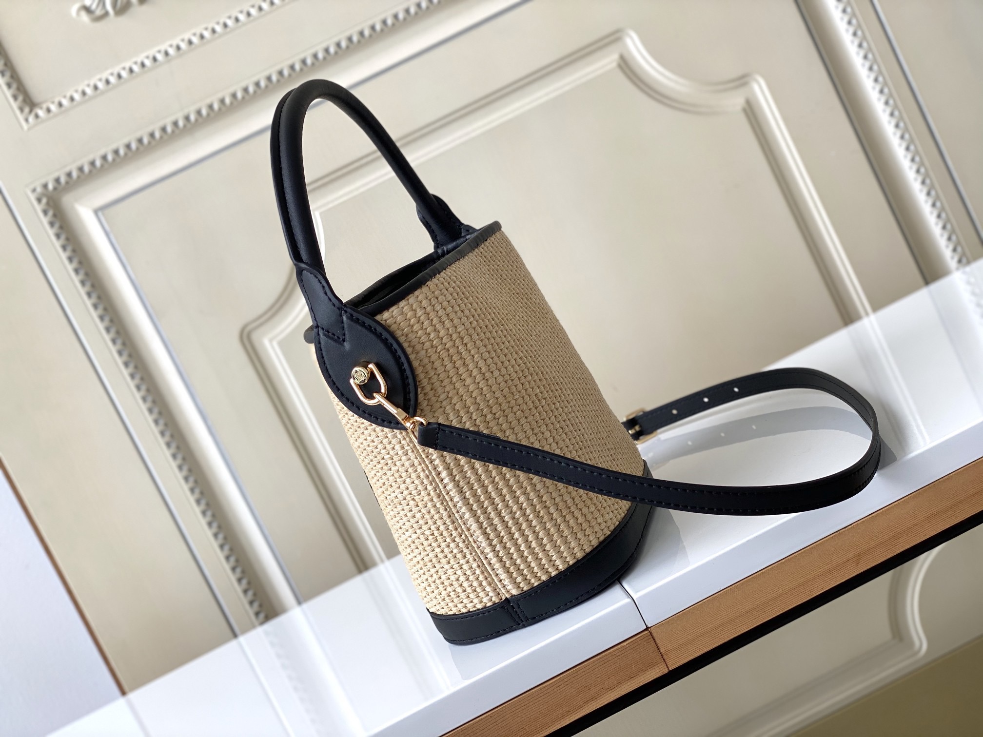 L*ouis V*uitton m4631859961 Top Bag