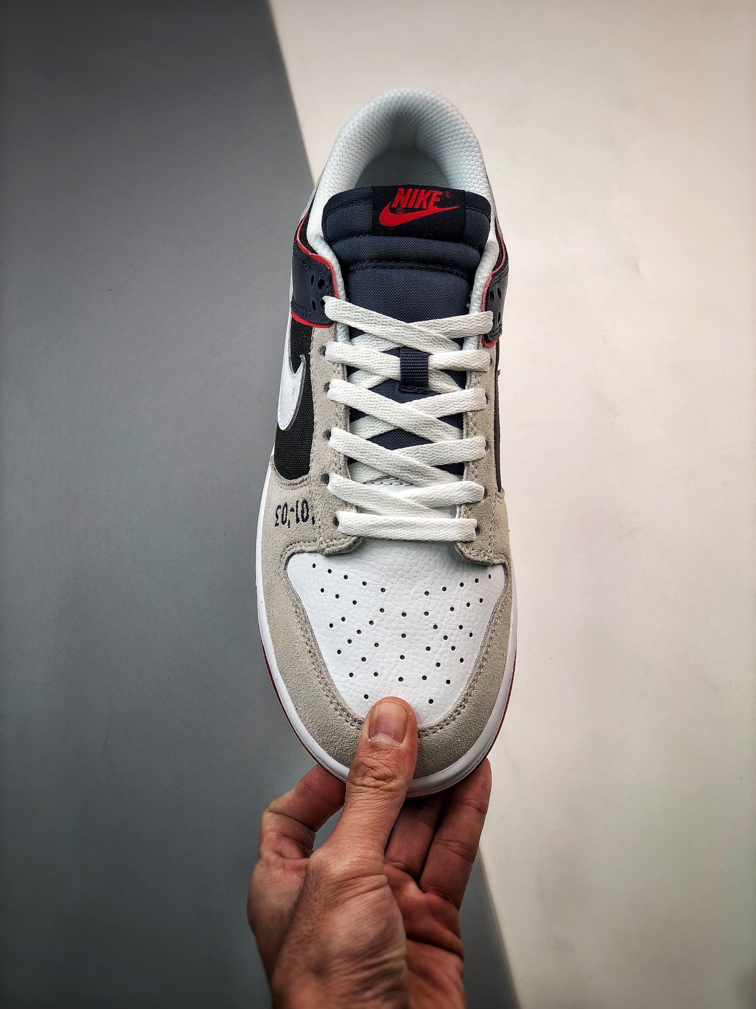 Nike SB Dunk low purple pigeon