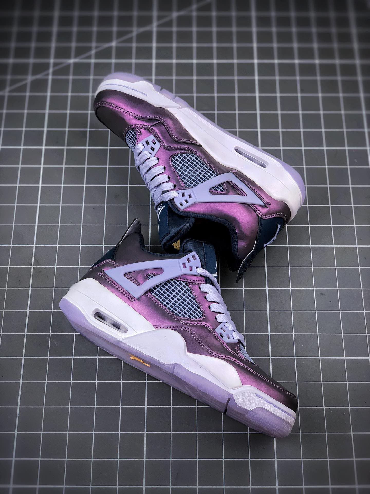 Nike Air Jordan 4 Retro