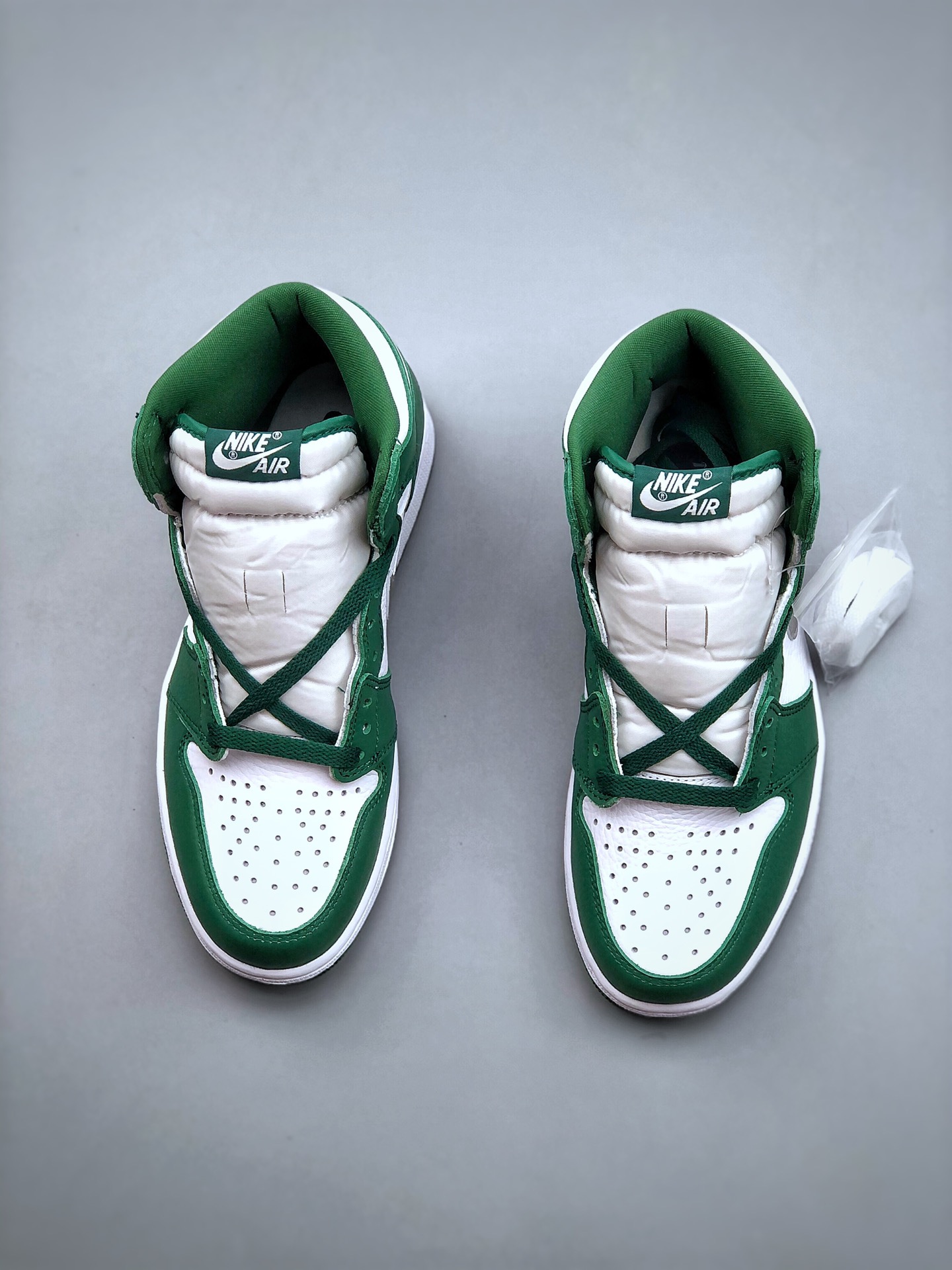 Air Jordan 1 High OG “Gorge Green” DZ5485-303