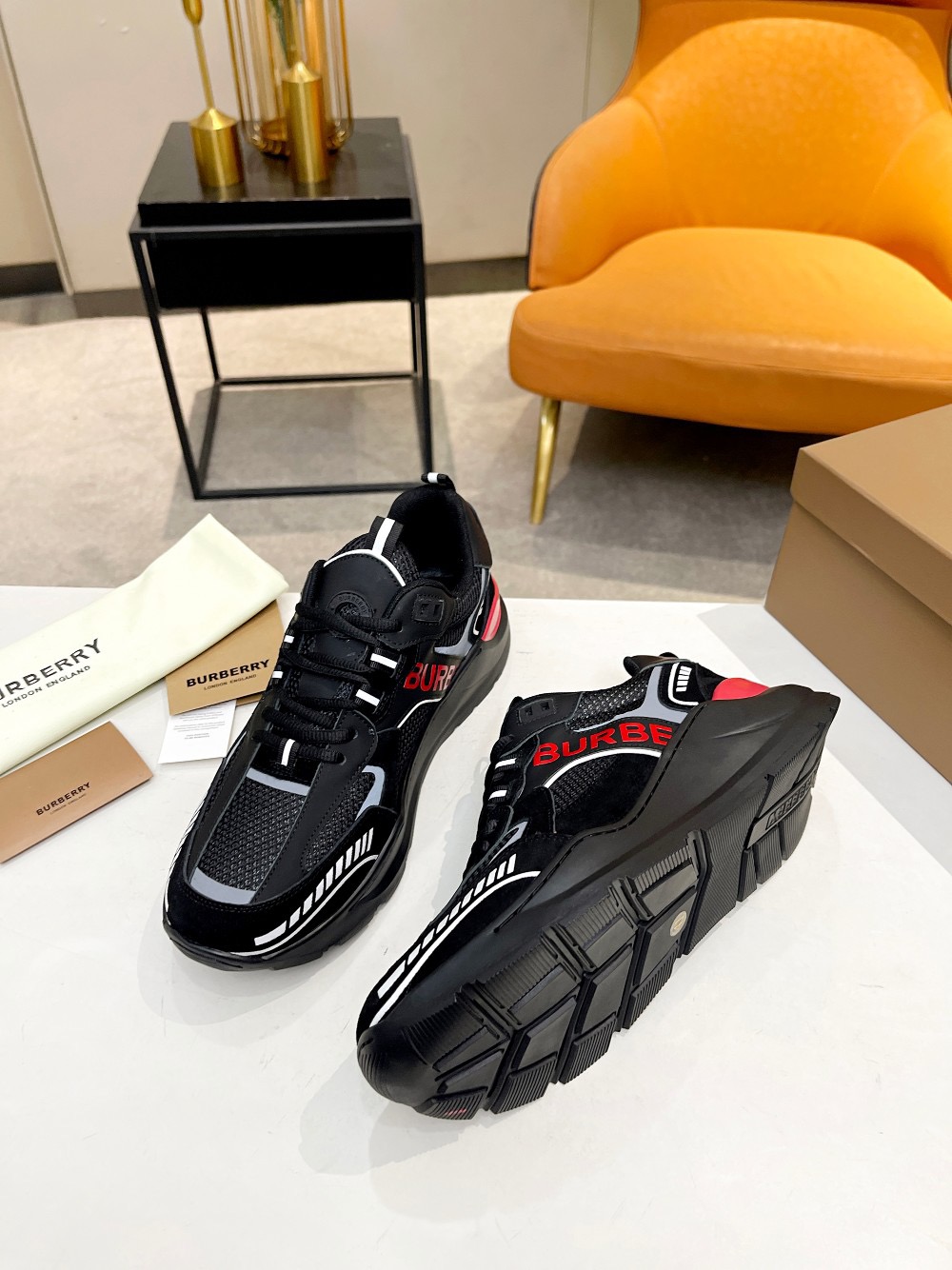 Men B*rberry Sneaker （）