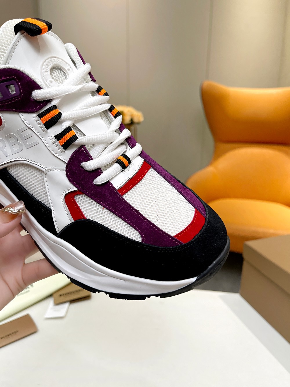 Men B*rberry Sneaker ()