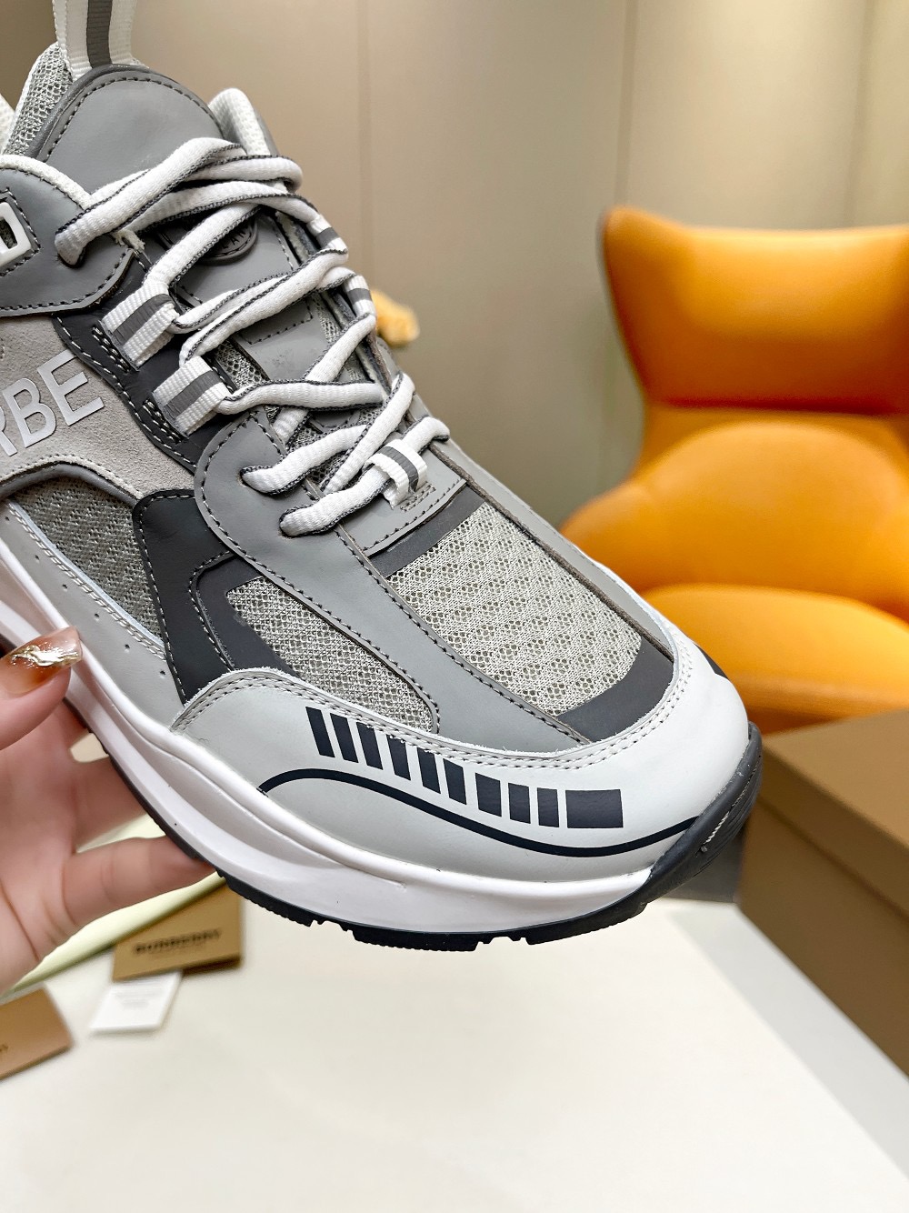 Men B*rberry Sneaker （）